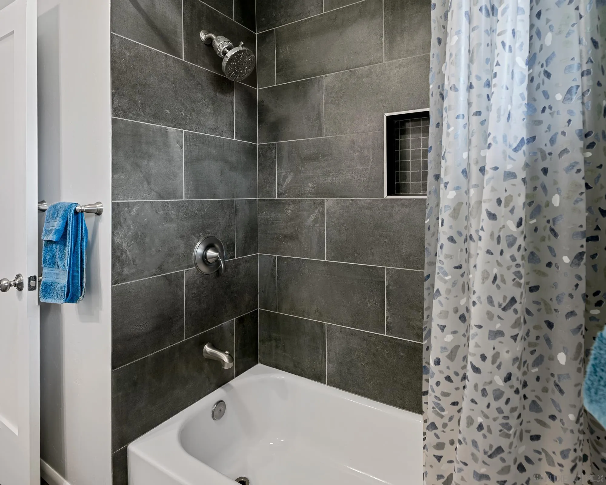 5353 La Jolla Blvd Unit: 37