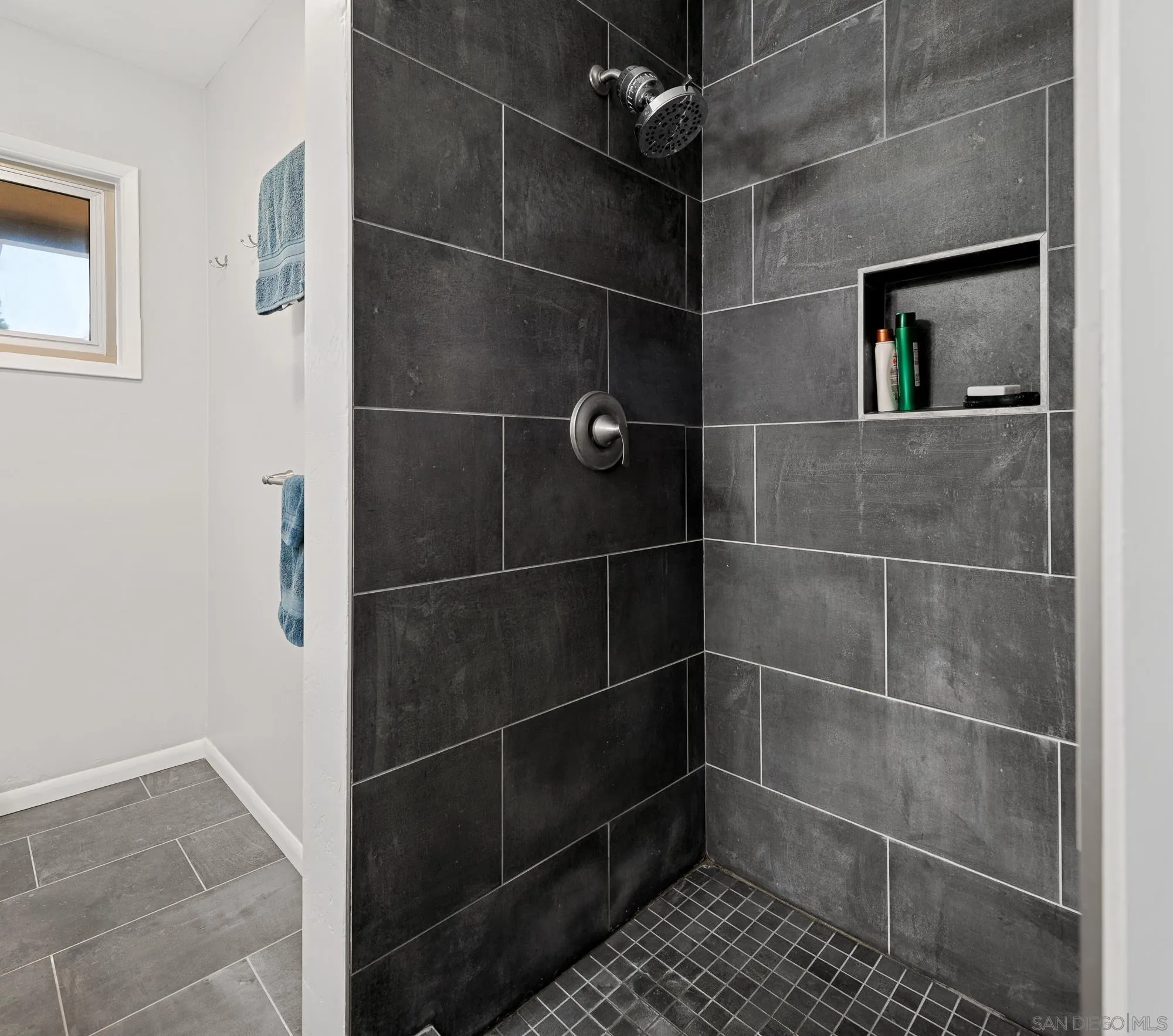 5353 La Jolla Blvd Unit: 37