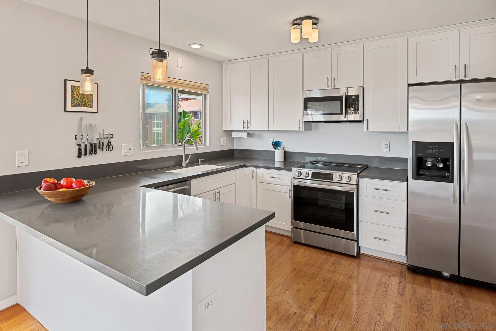 5353 La Jolla Blvd Unit: 37