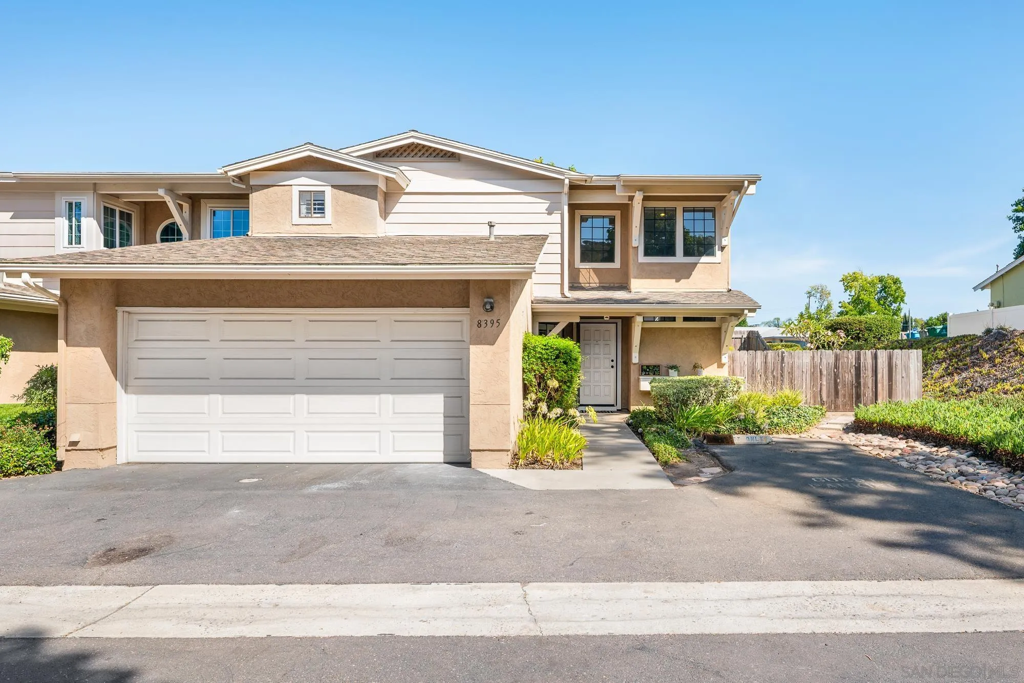 8395 Suntree Place