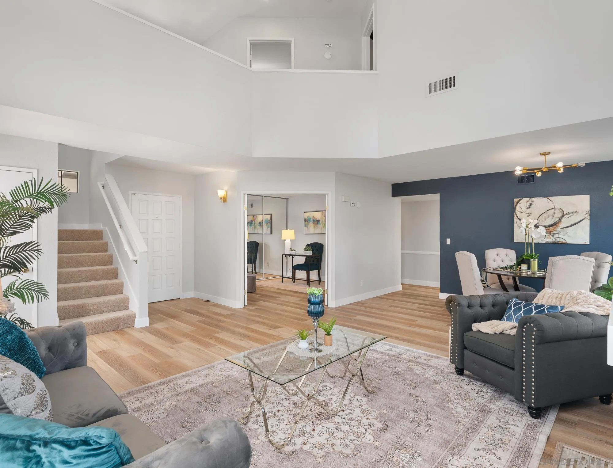 8395 Suntree Place