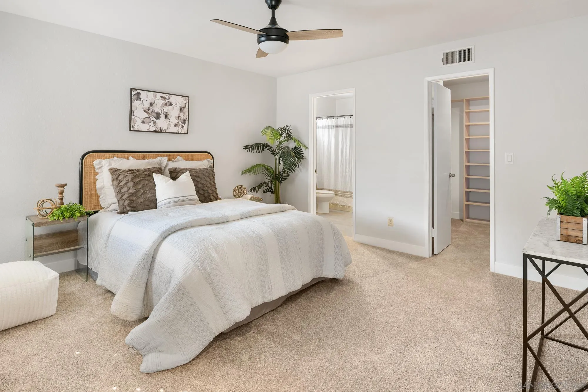 8395 Suntree Place