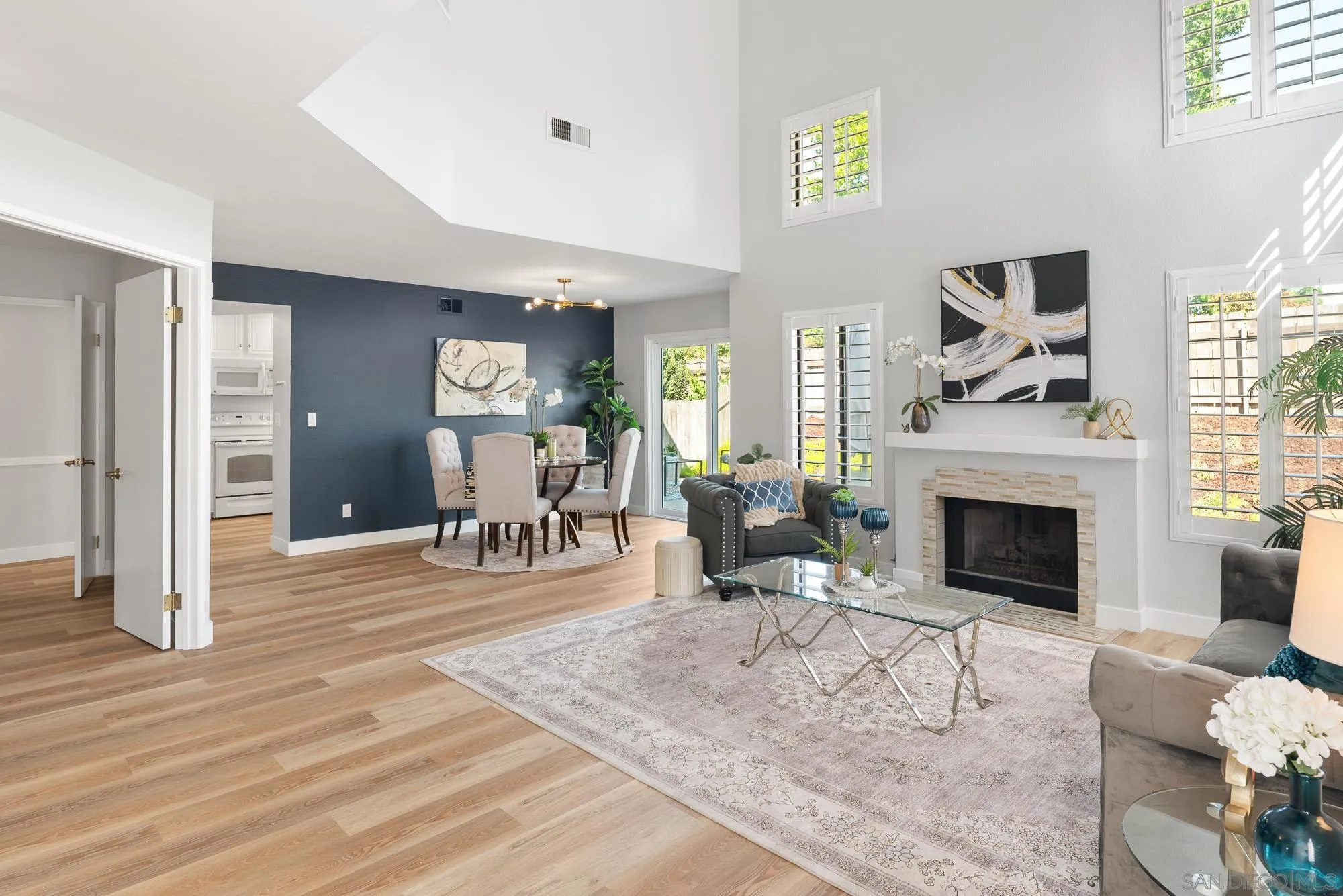 8395 Suntree Place
