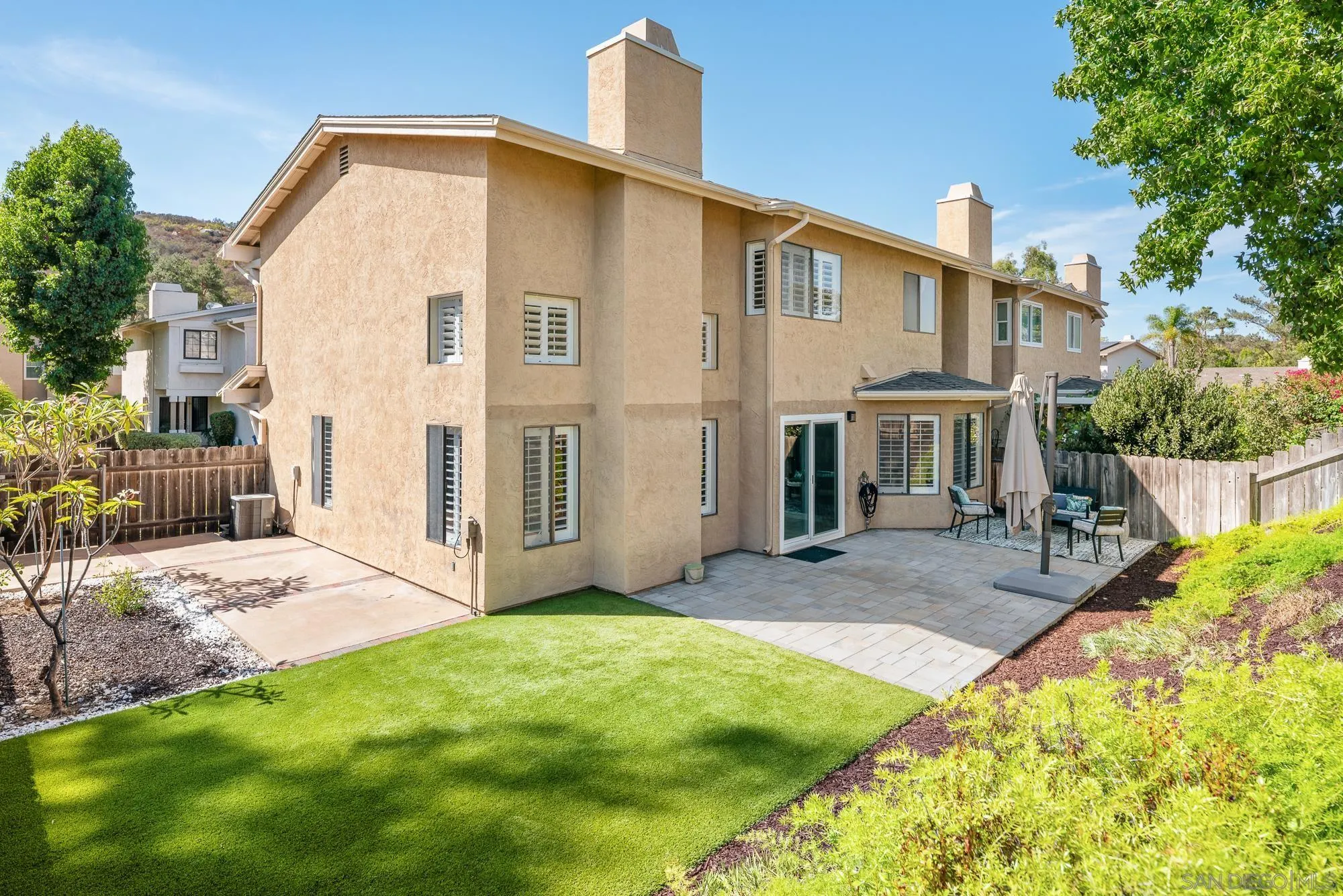8395 Suntree Place