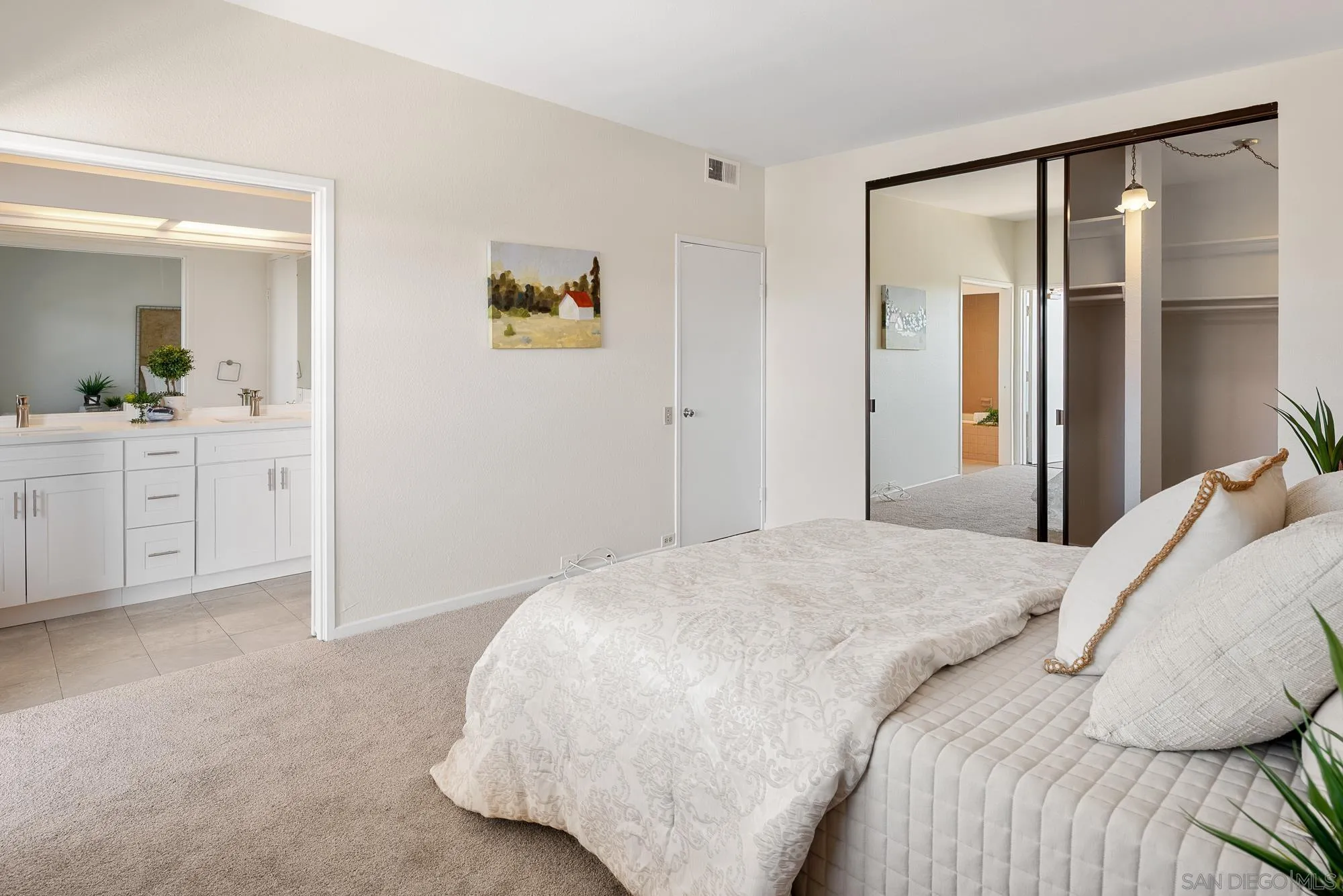 3570 First Ave Unit 19