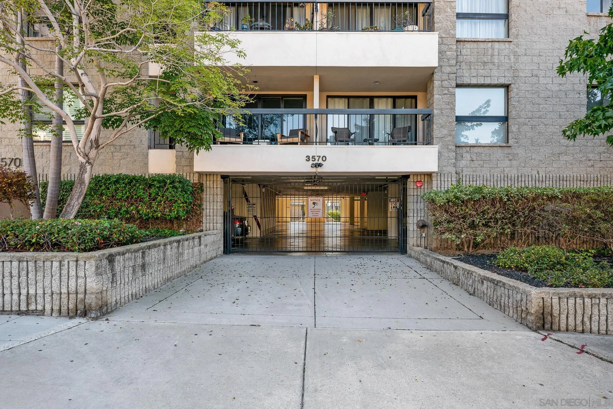 3570 First Ave Unit 19