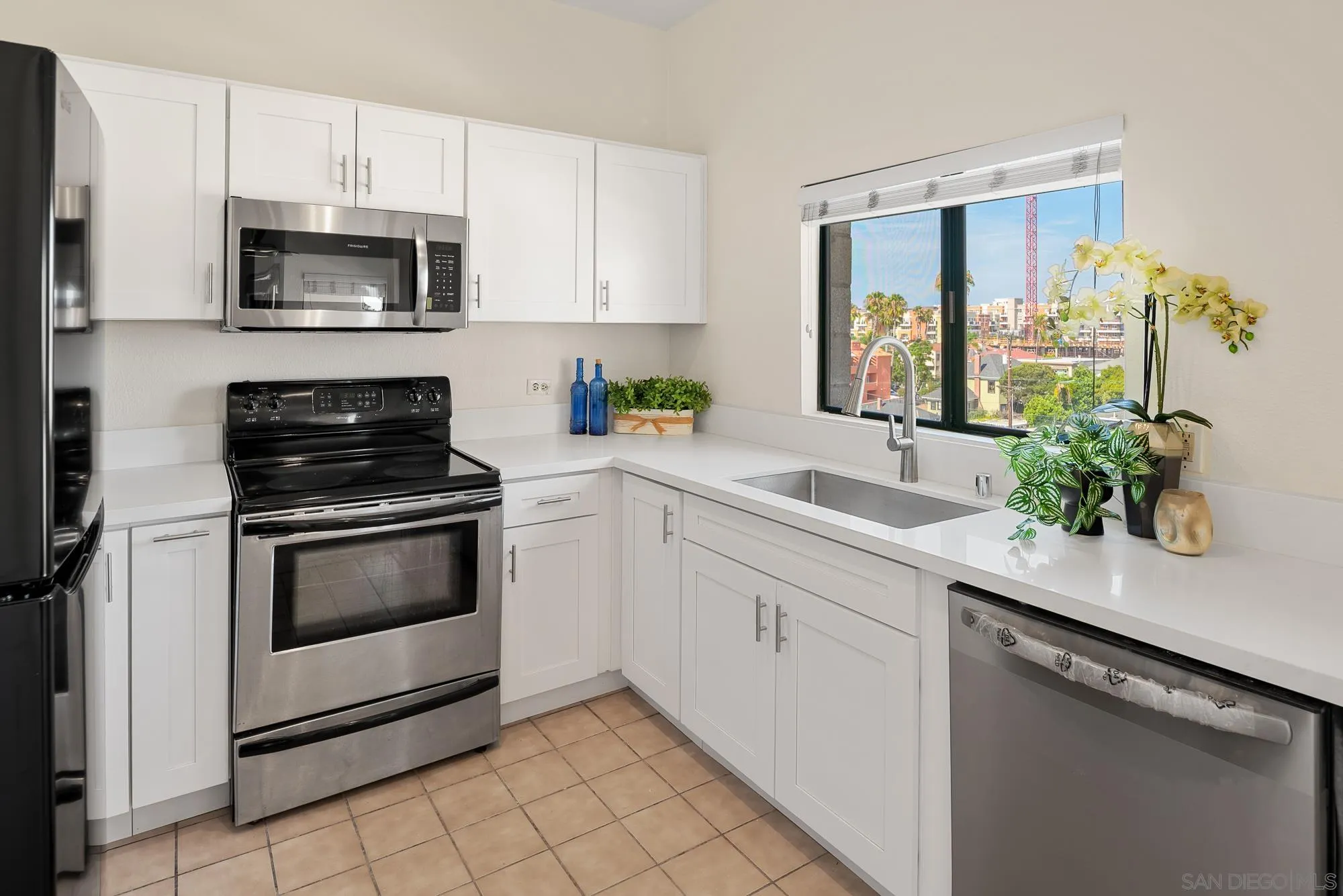 3570 First Ave Unit 19