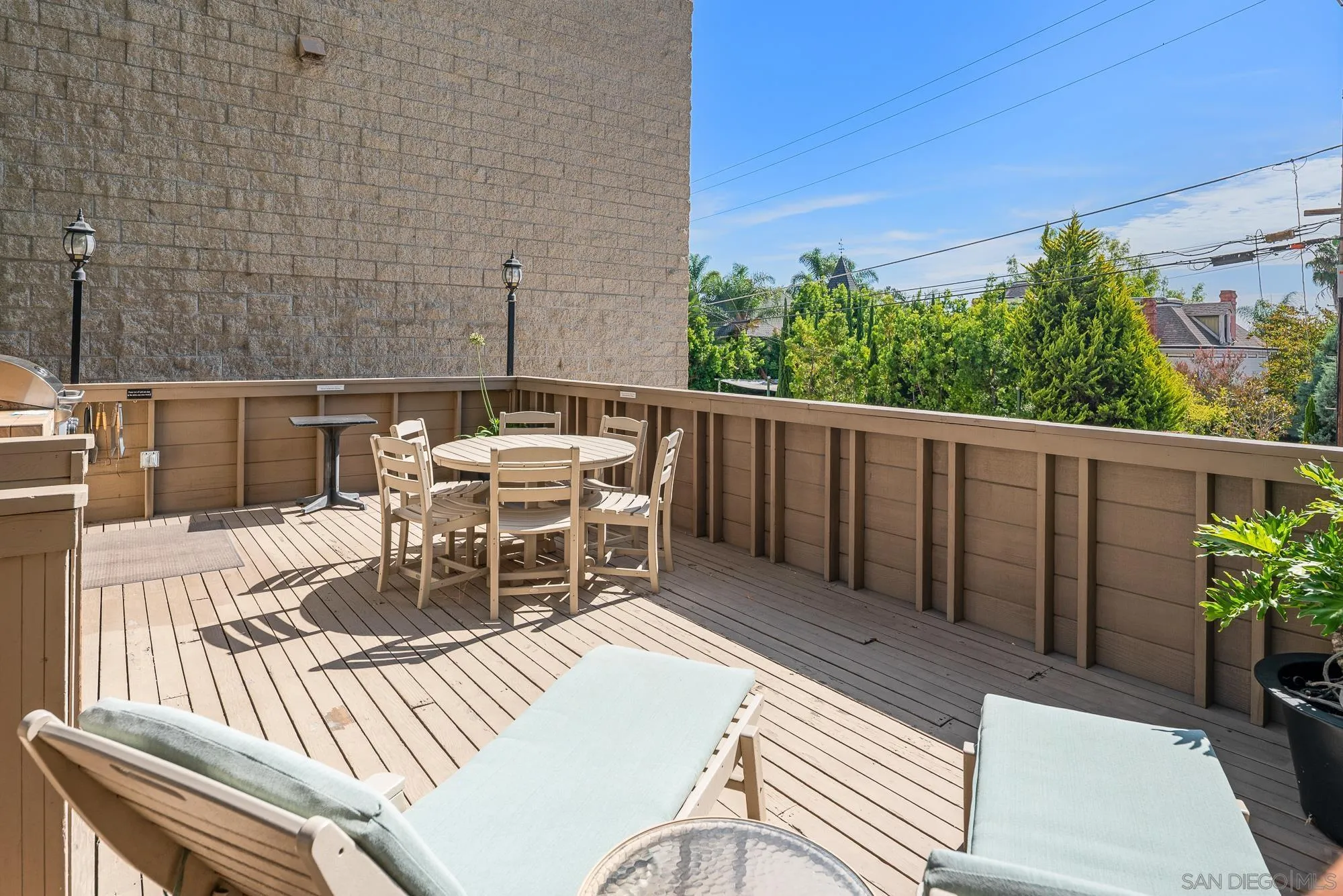 3570 First Ave Unit 19