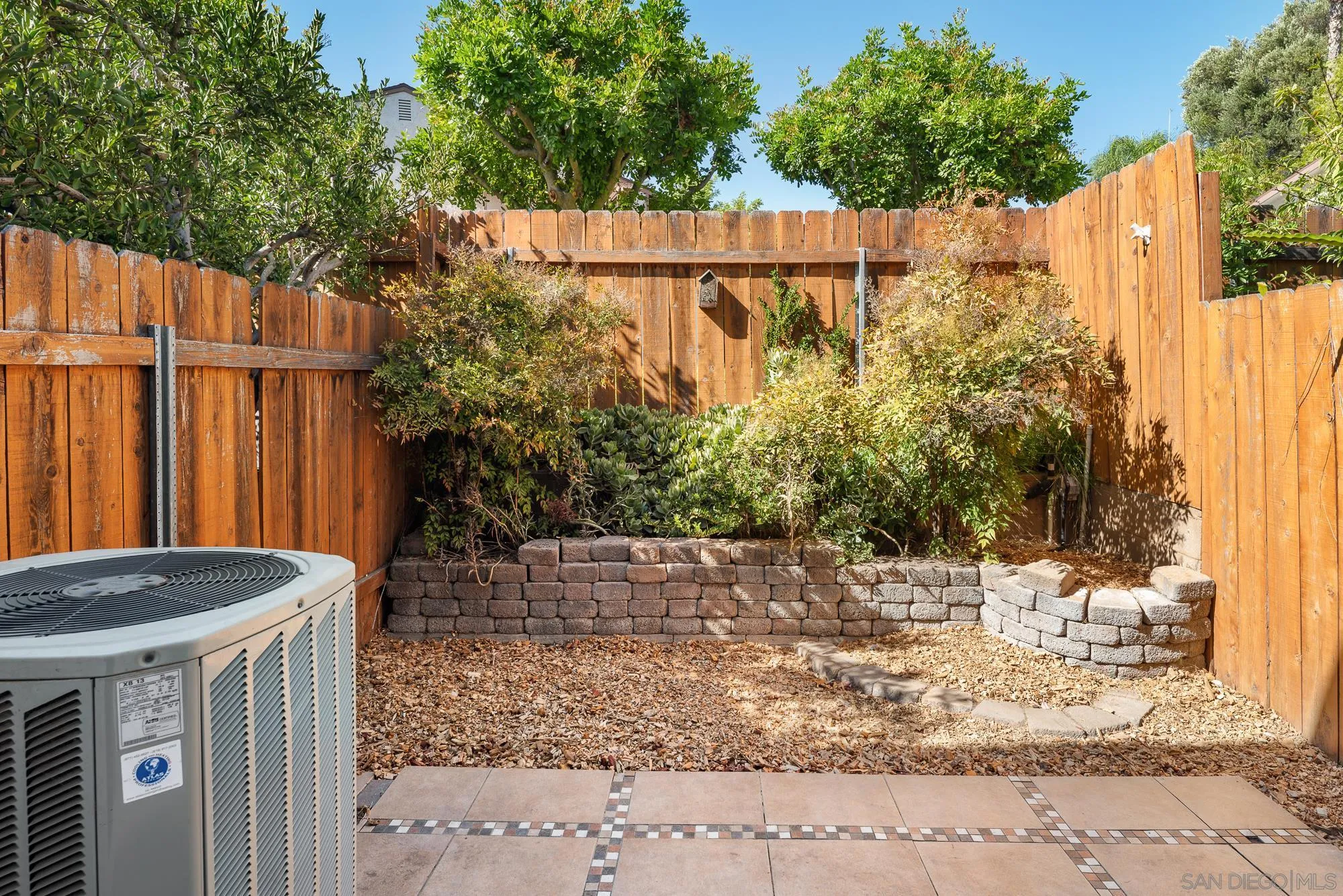 6544 Bell Bluff
