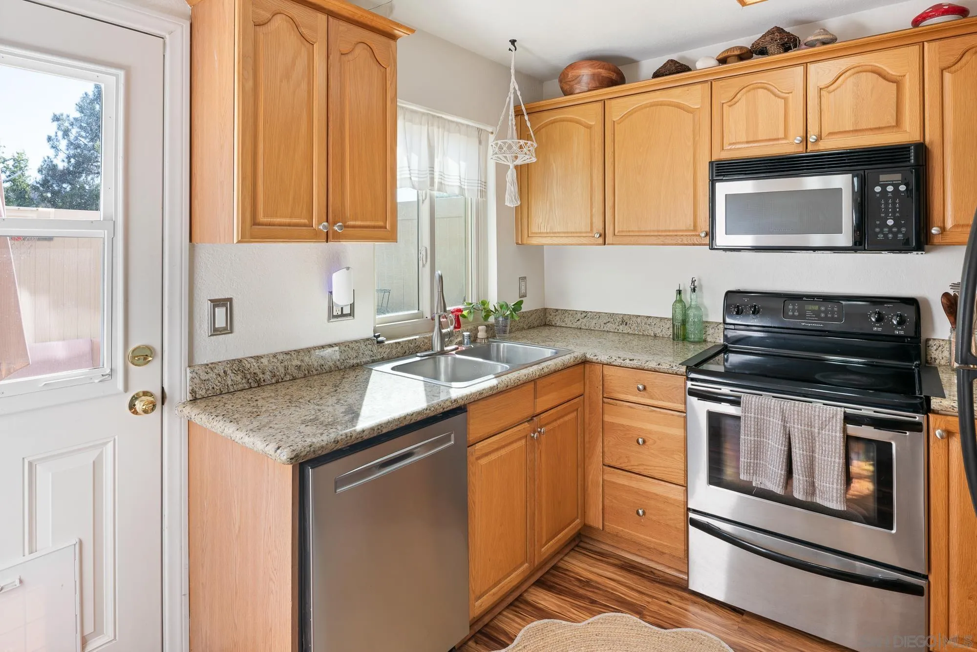 2616 Alpine Unit: 27