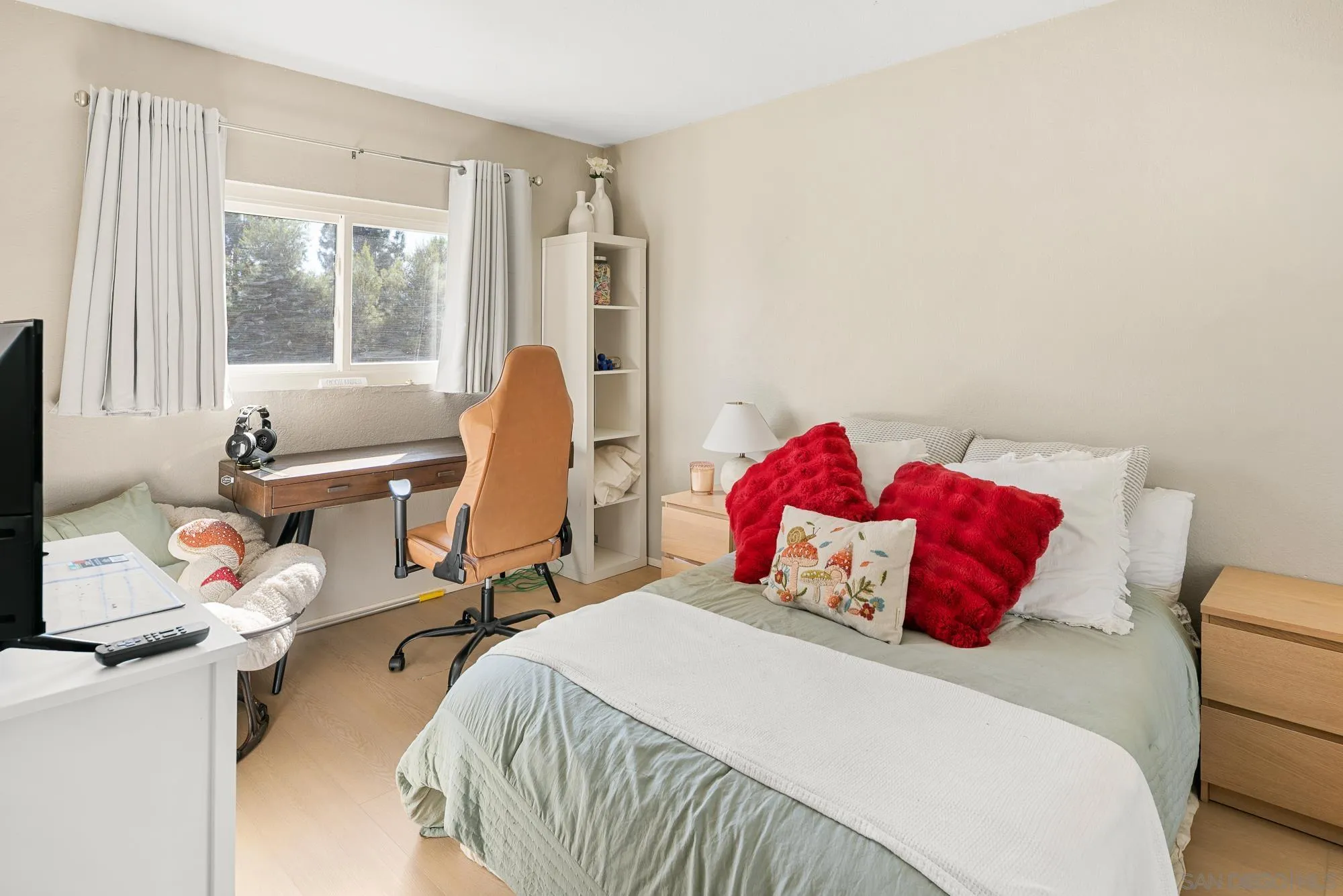 2616 Alpine Unit: 27