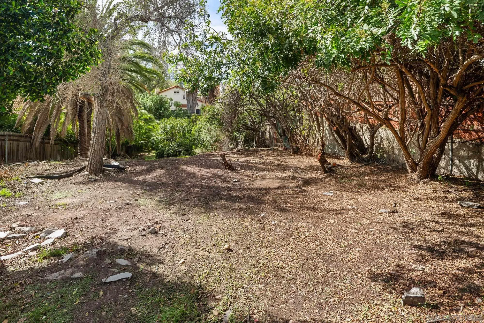 2364 Bonita Street