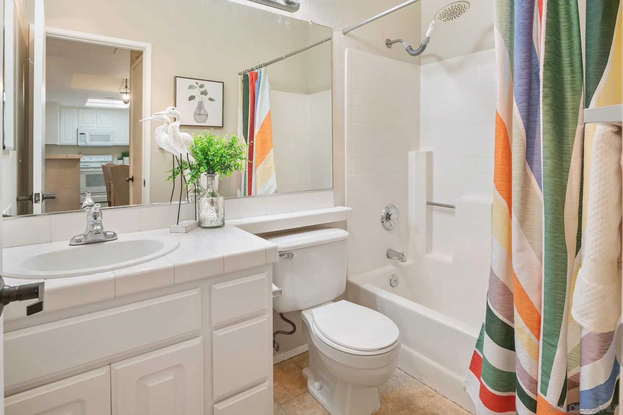 1950 Camino De La Reina Unit 208