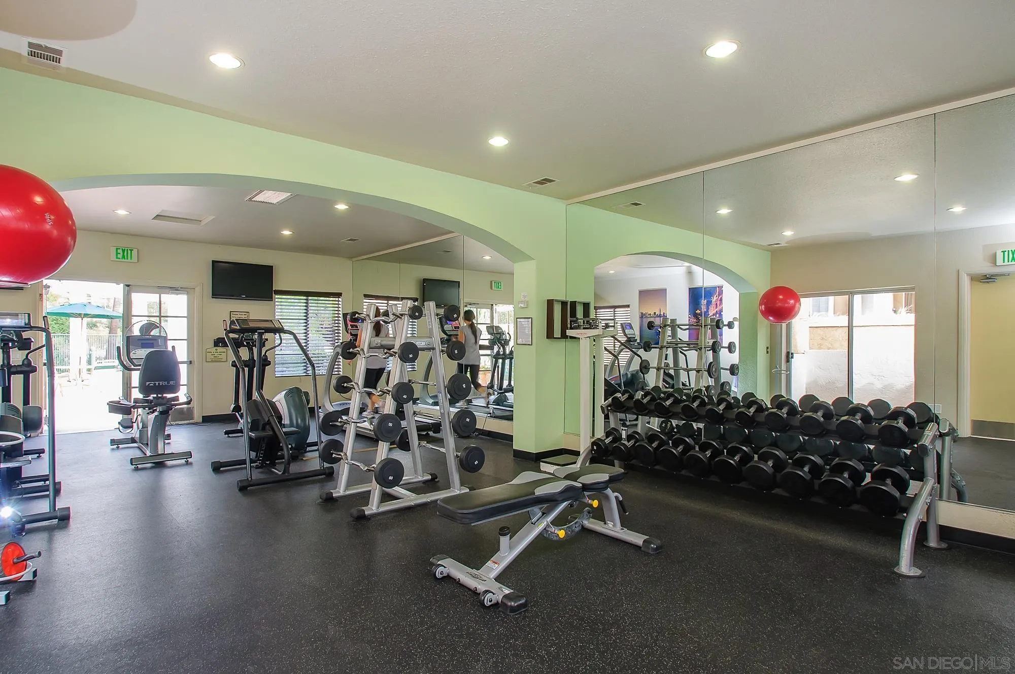 1950 Camino De La Reina Unit 208