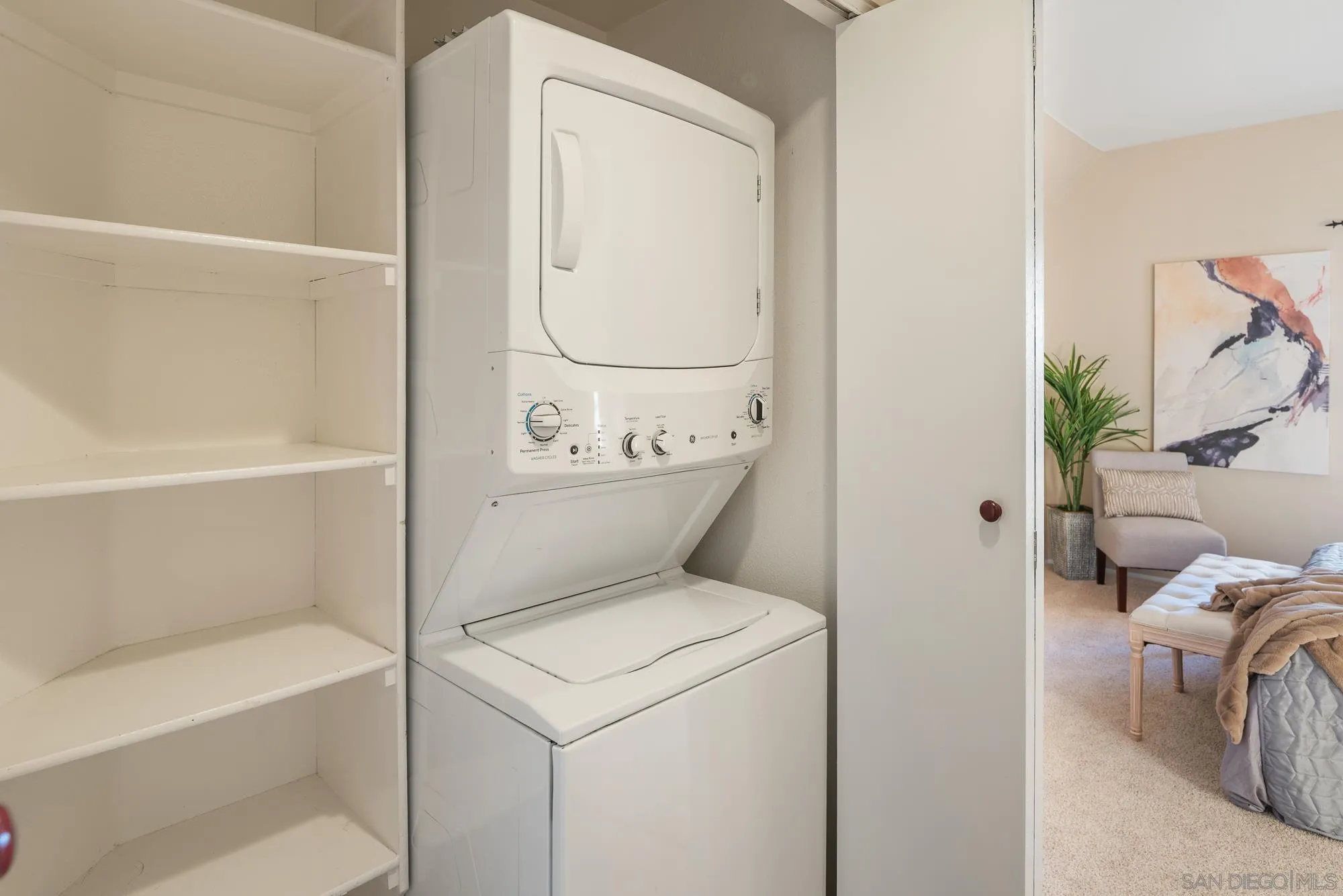 1950 Camino De La Reina Unit 208