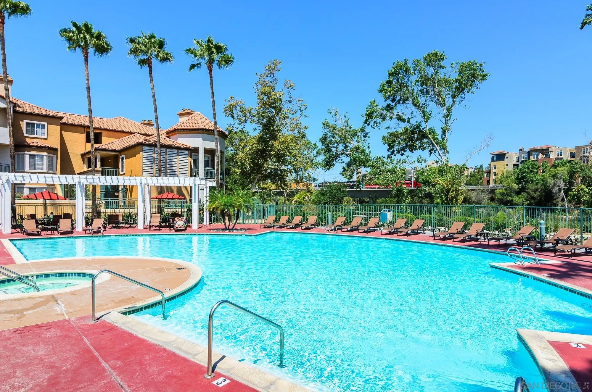 1950 Camino De La Reina Unit 208