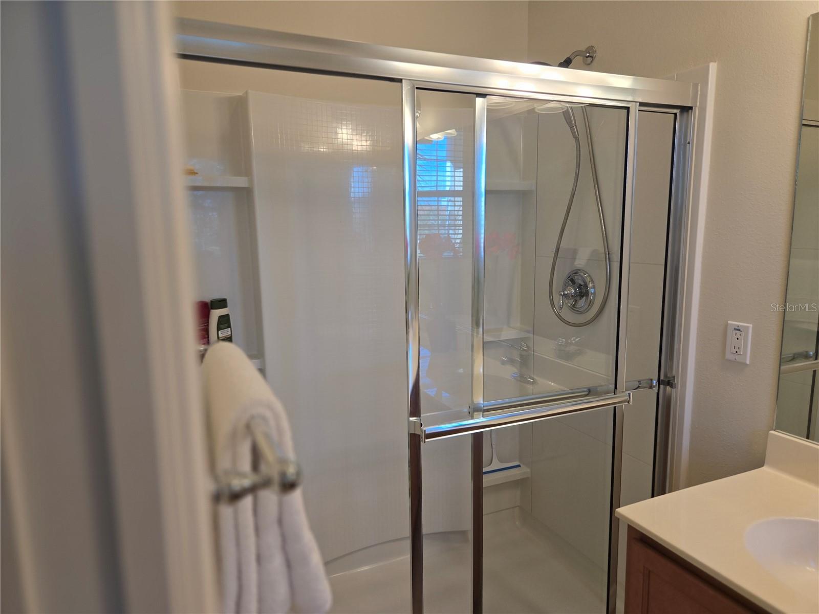 3780 82ND AVENUE CIR E #101