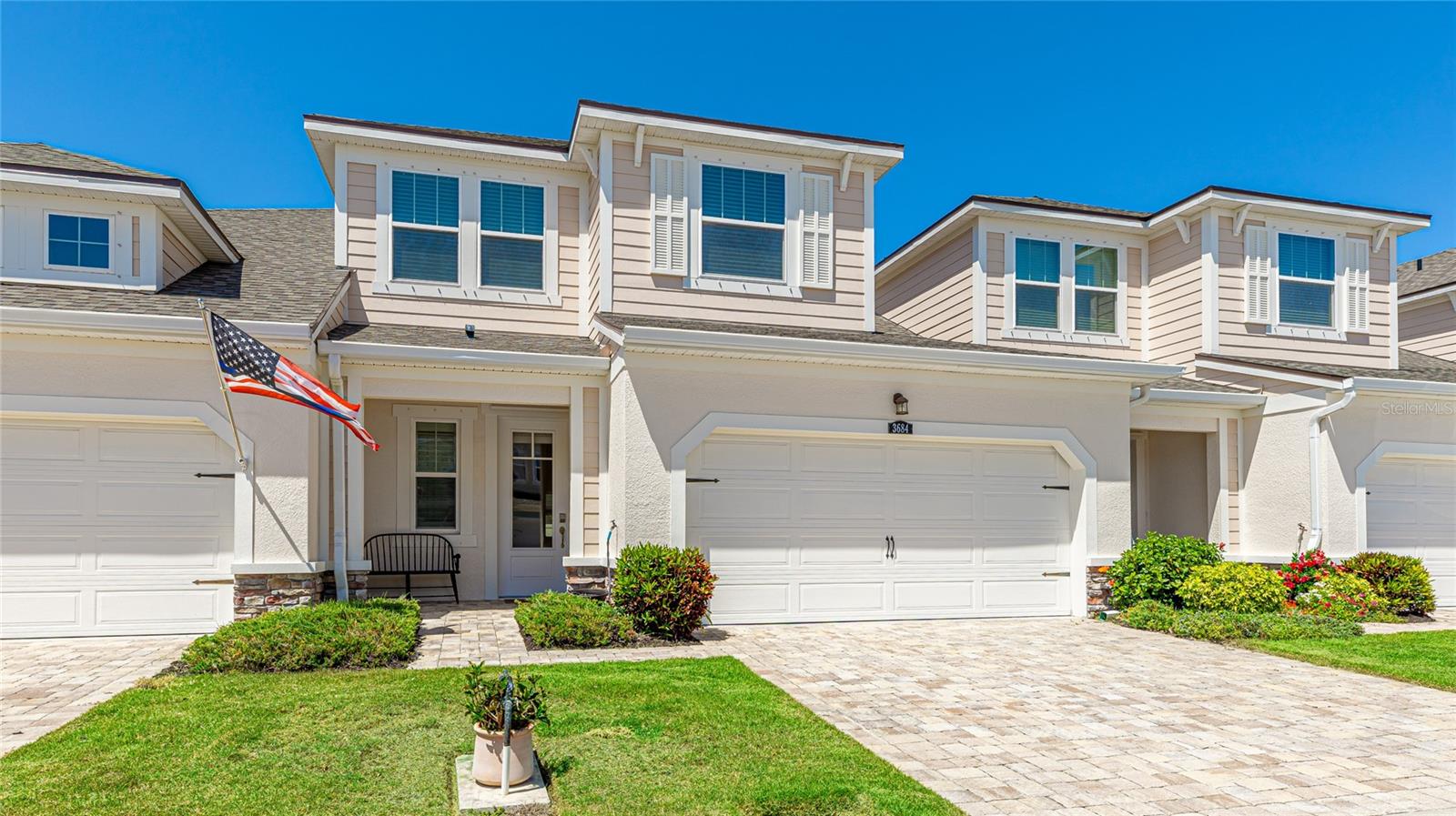 3684 FESCUE LN