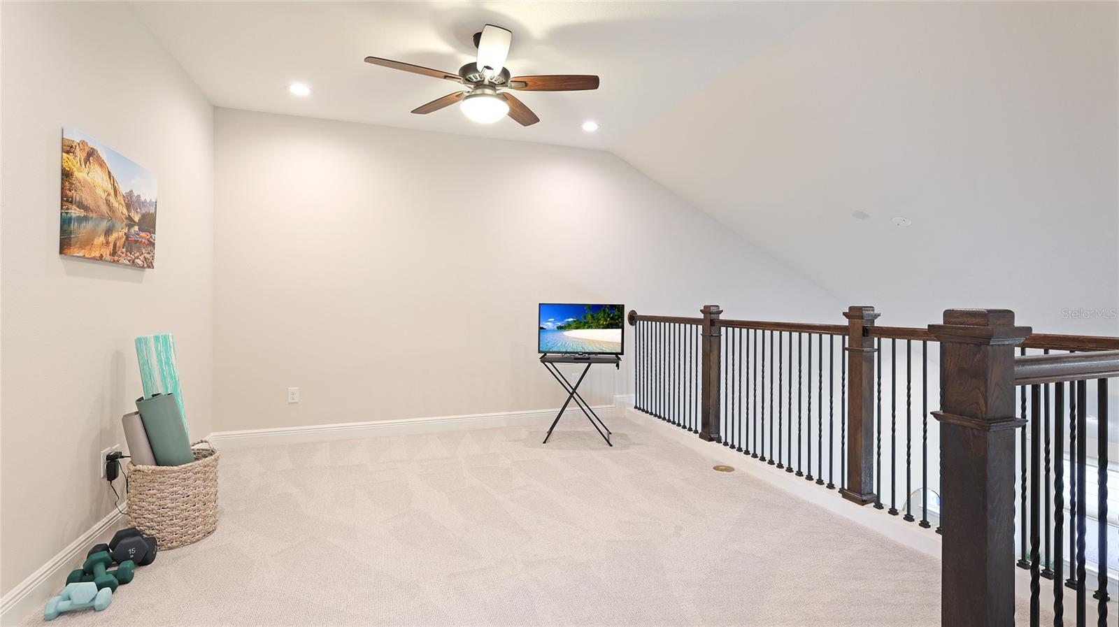 3684 FESCUE LN