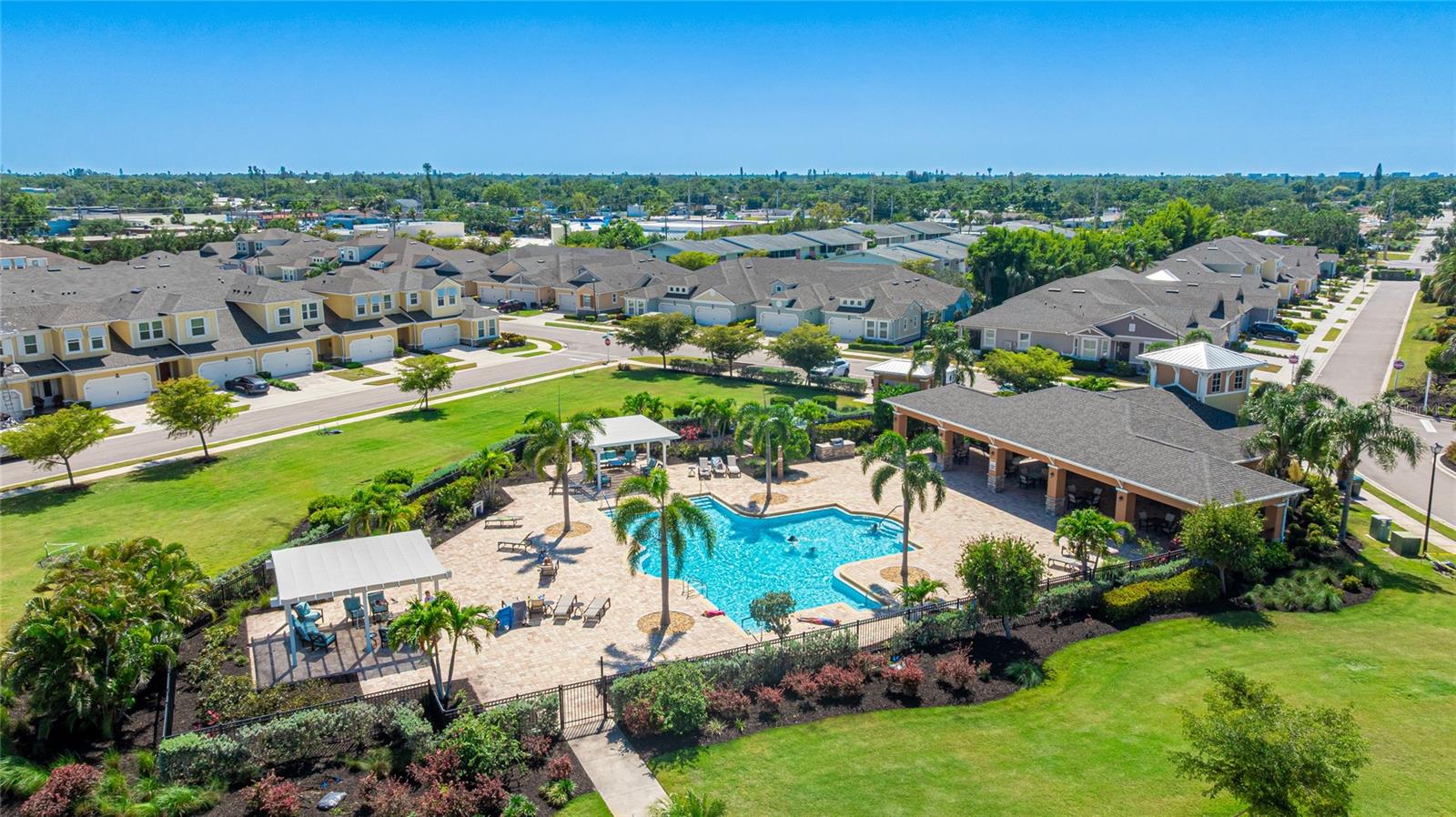 3684 FESCUE LN