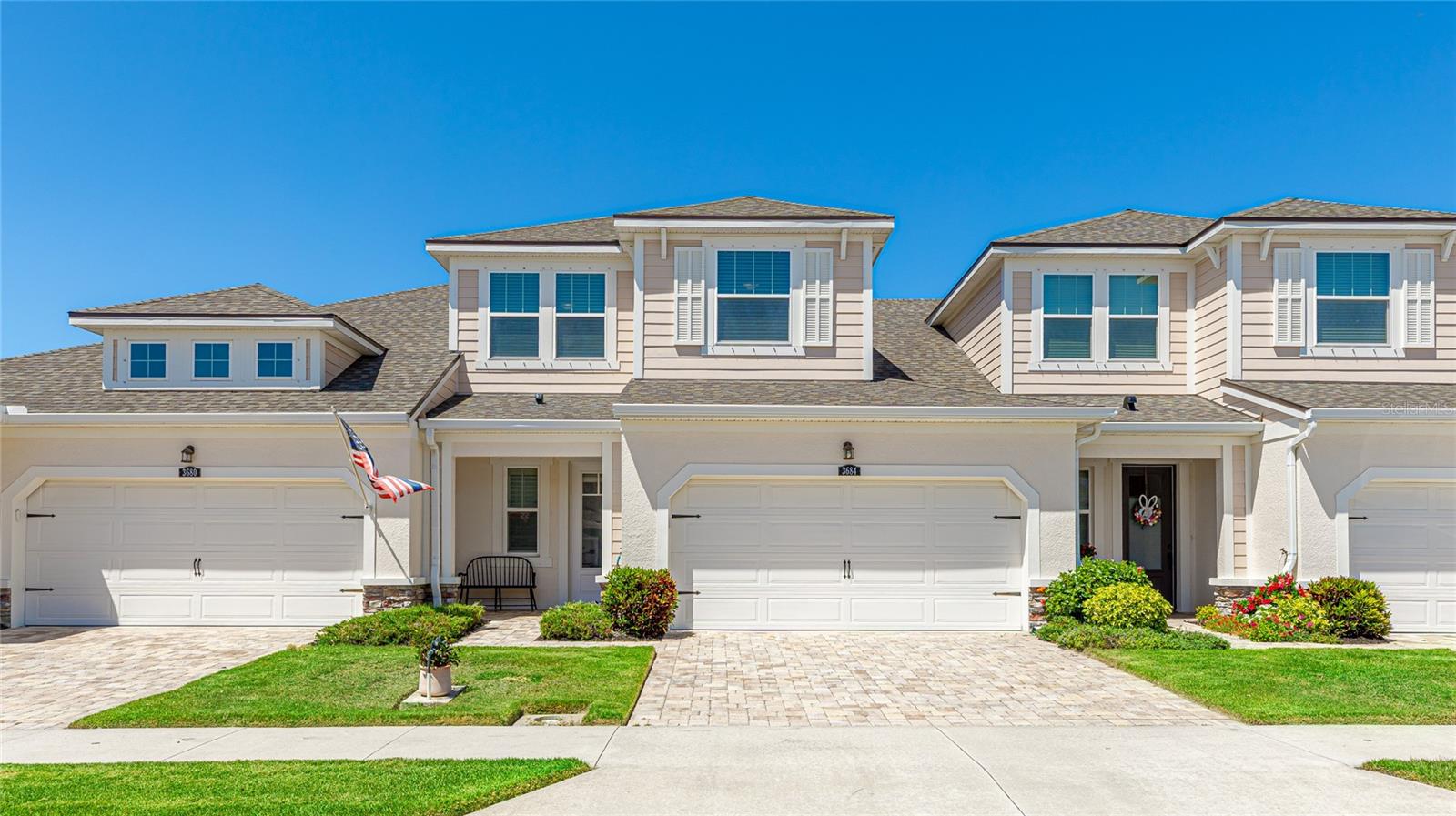 3684 FESCUE LN