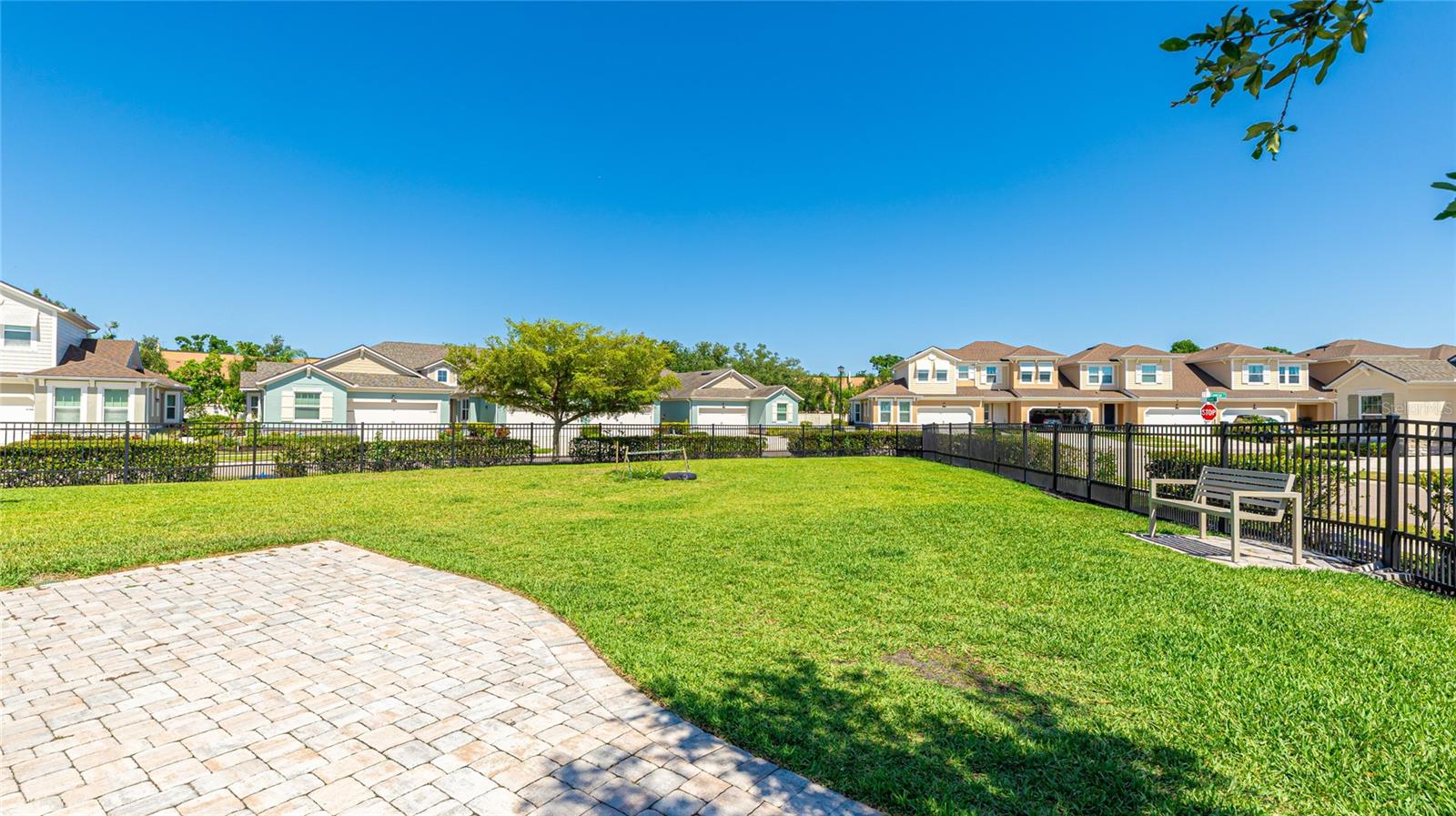 3684 FESCUE LN