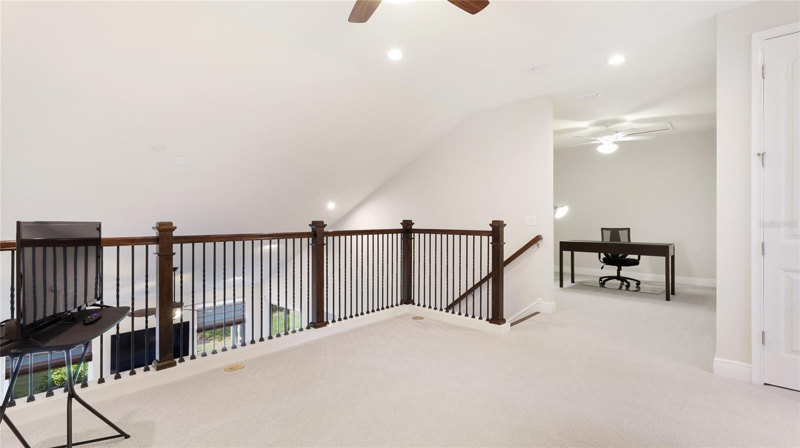 3684 FESCUE LN