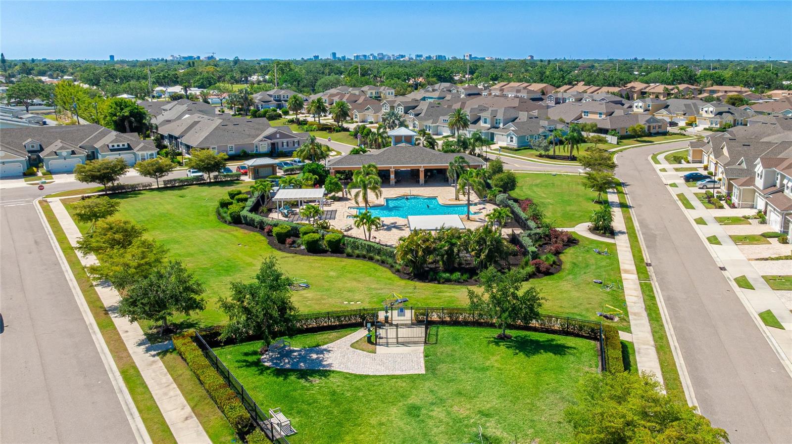 3684 FESCUE LN