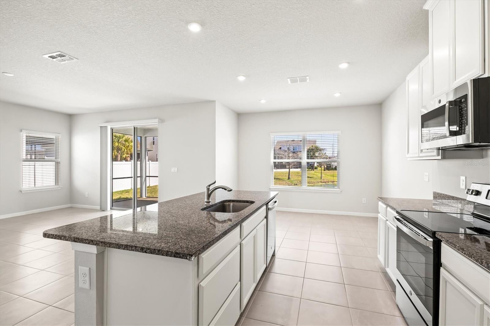 5429 SPANISH MOSS CV