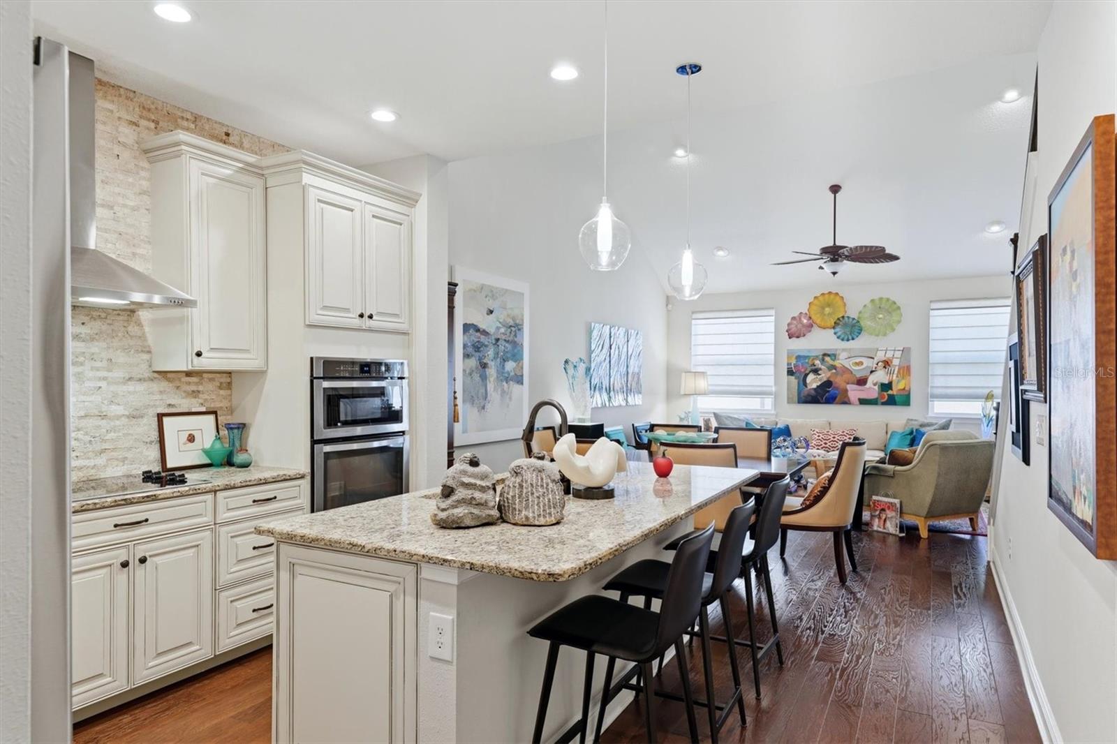 3684 FESCUE LN