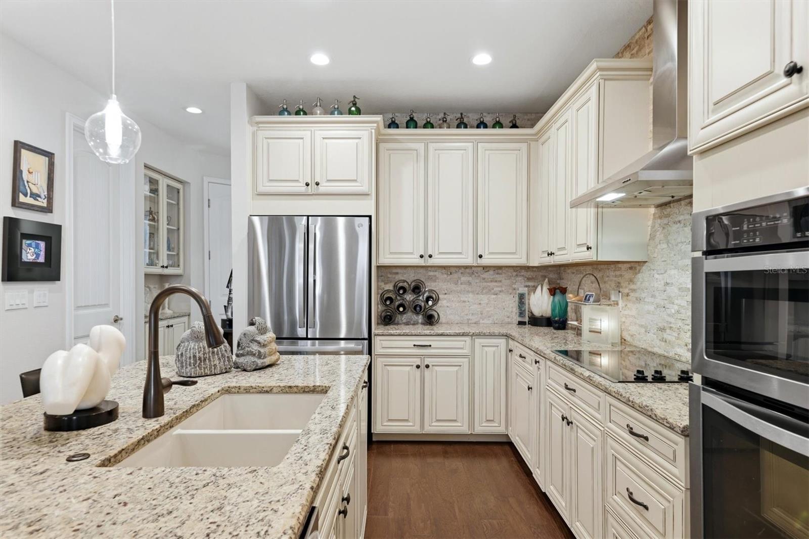 3684 FESCUE LN