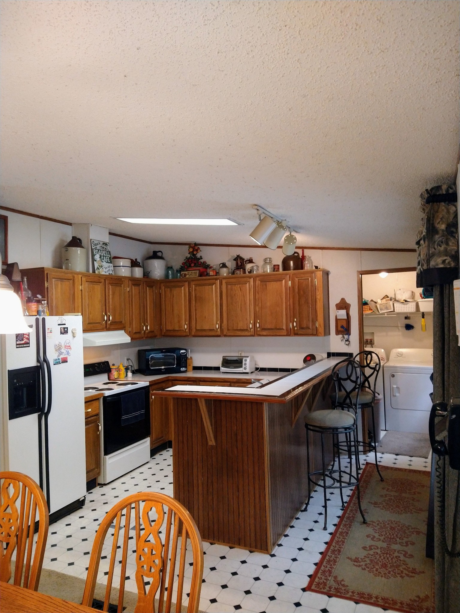 3102 Highway 76