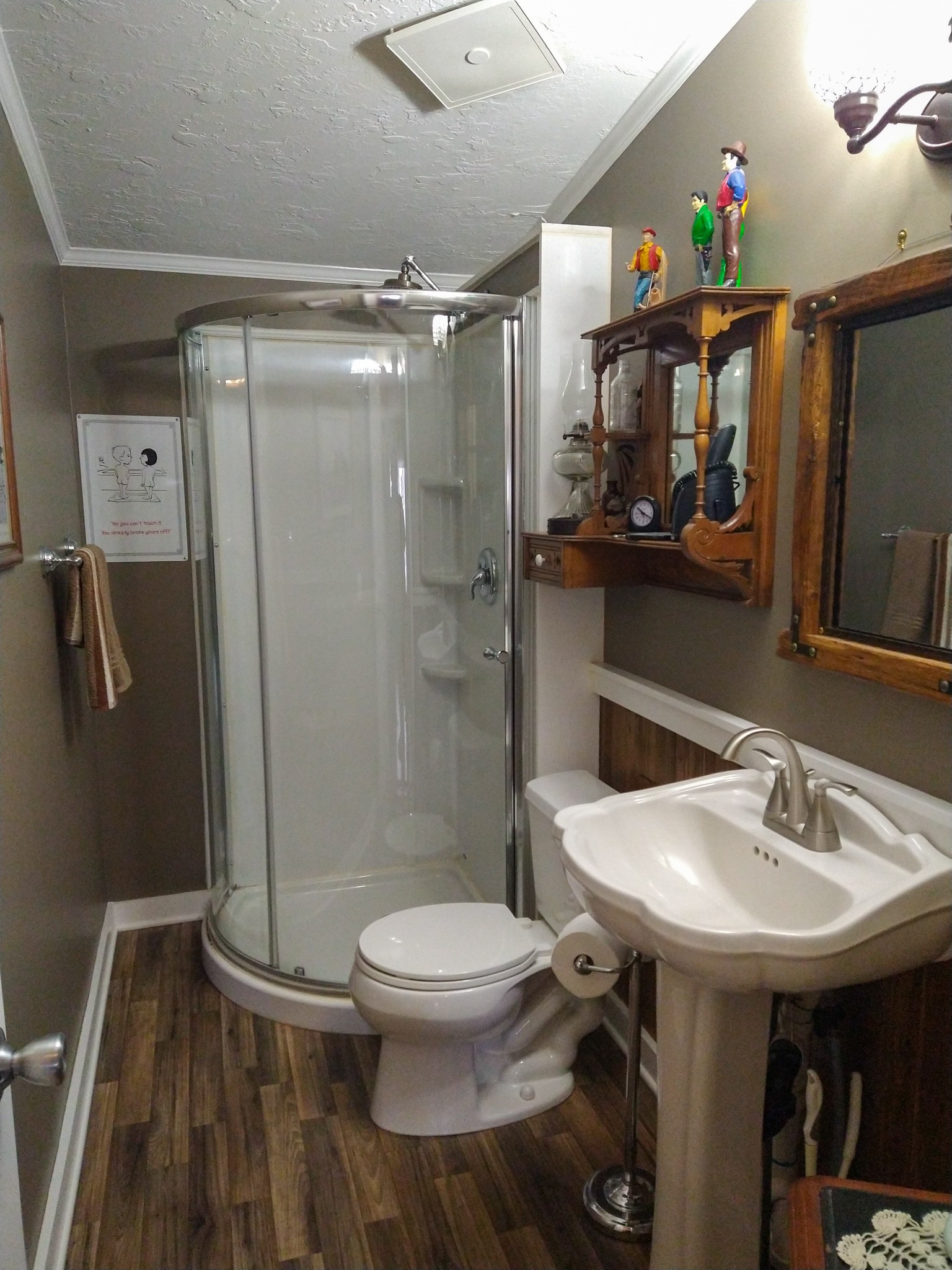 1307 Dobbins Pike