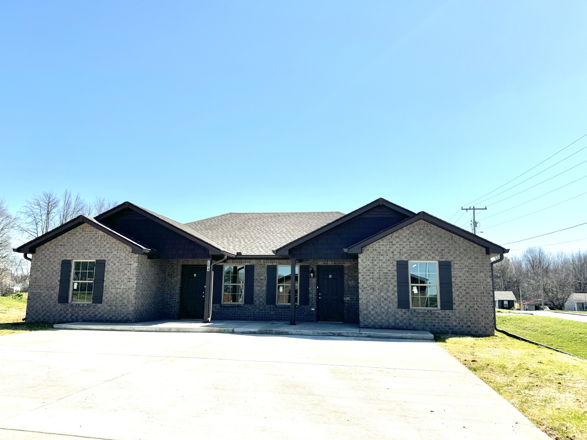 204 Kerr Way