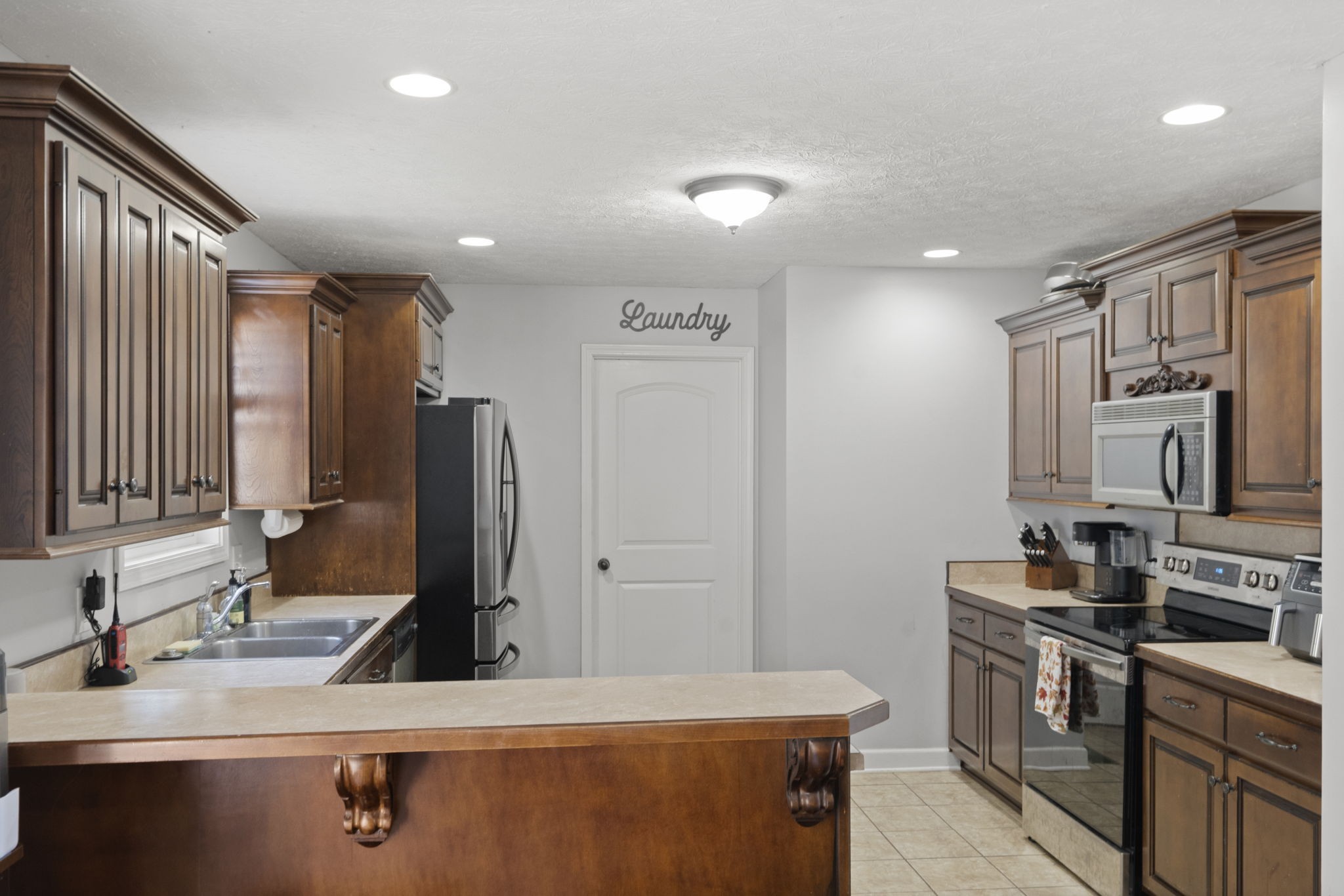 112 Eagles Nest Dr