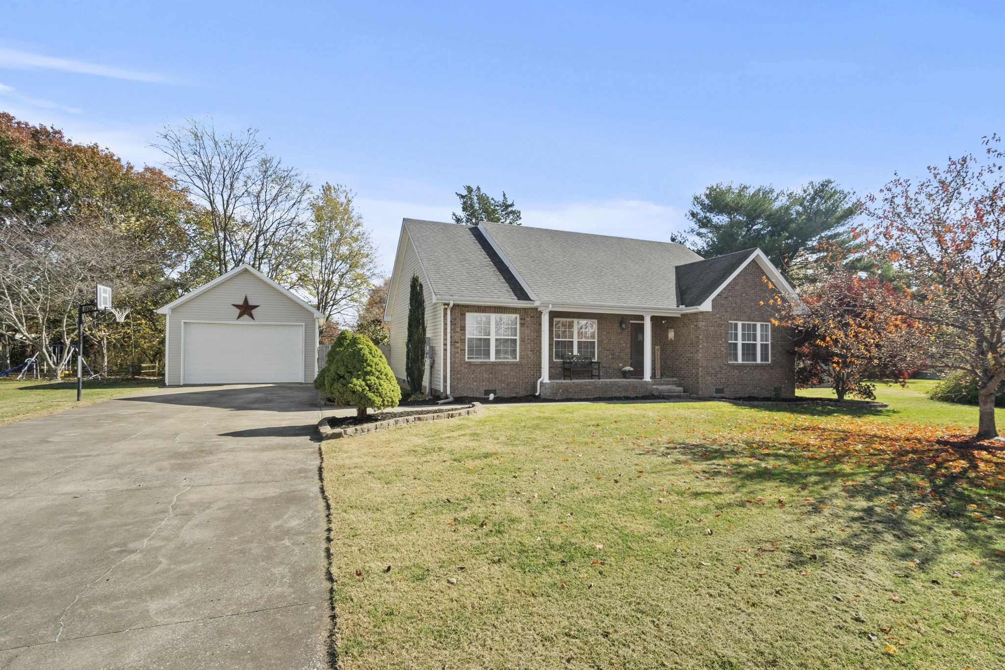 112 Eagles Nest Dr