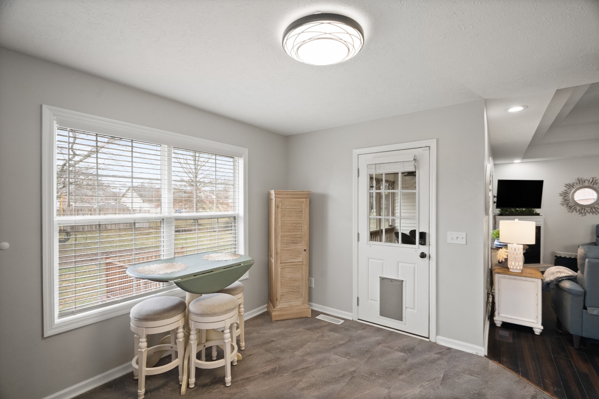1203 Andrea Ln