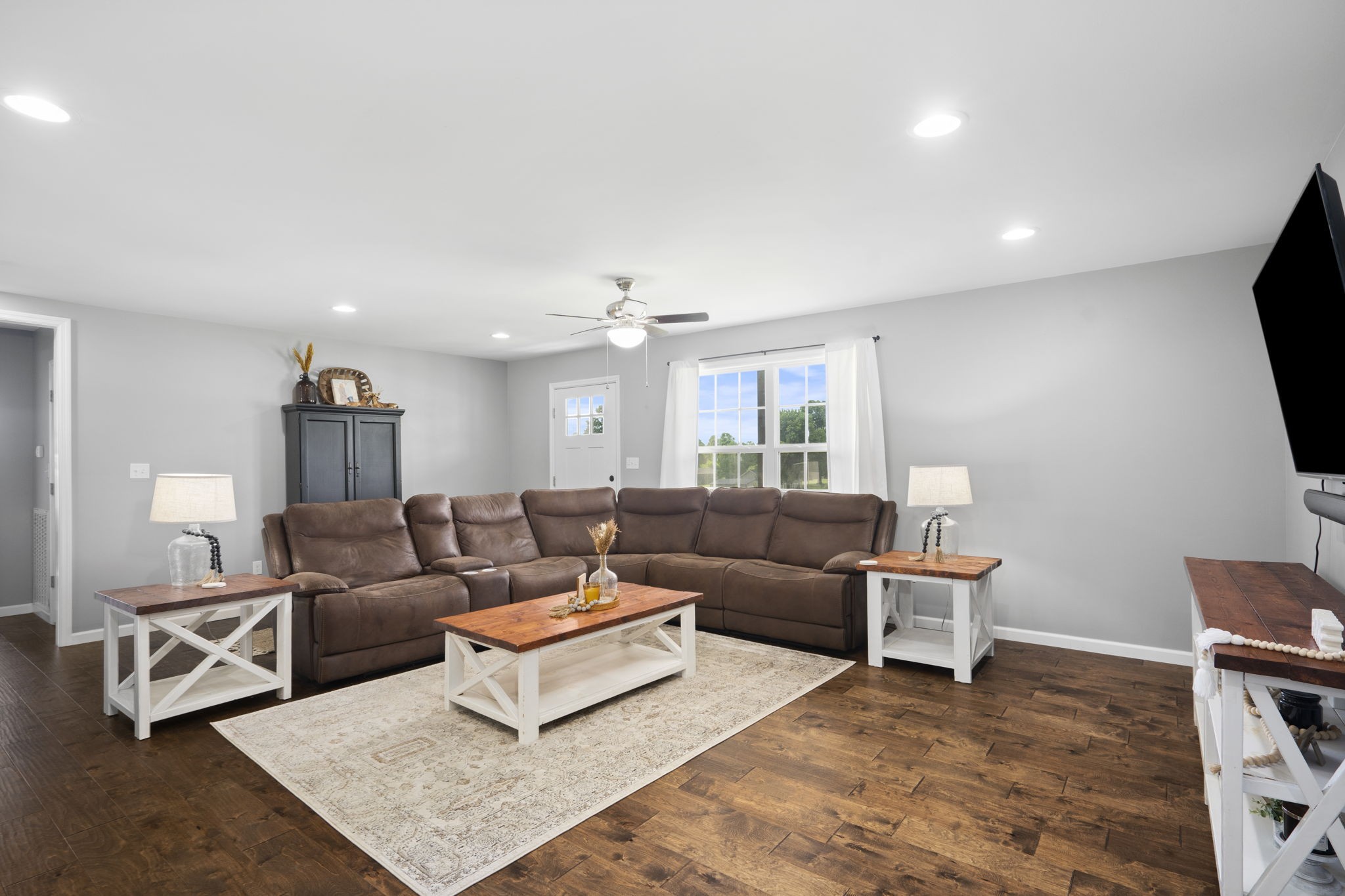 355 John Henry Rd