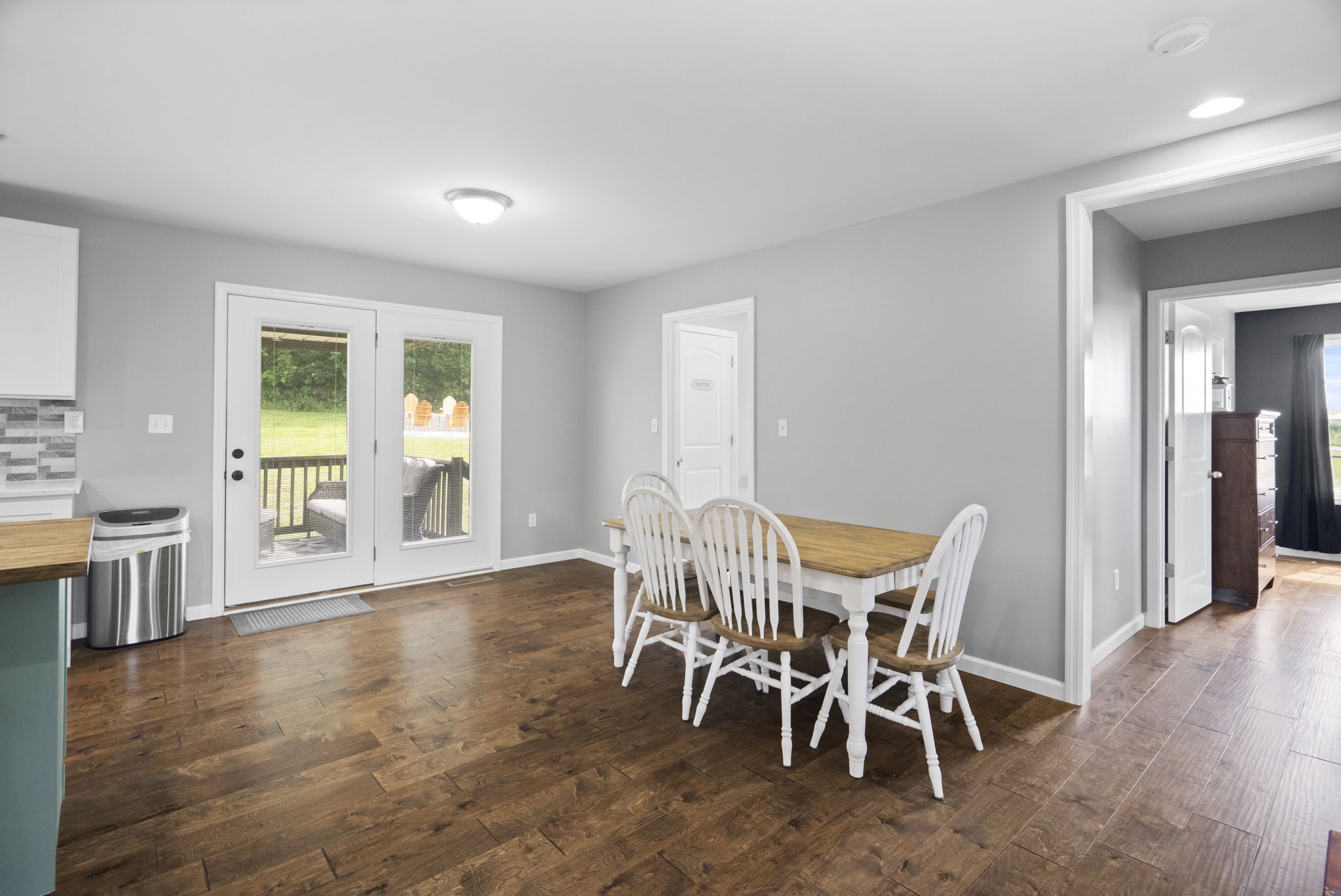355 John Henry Rd