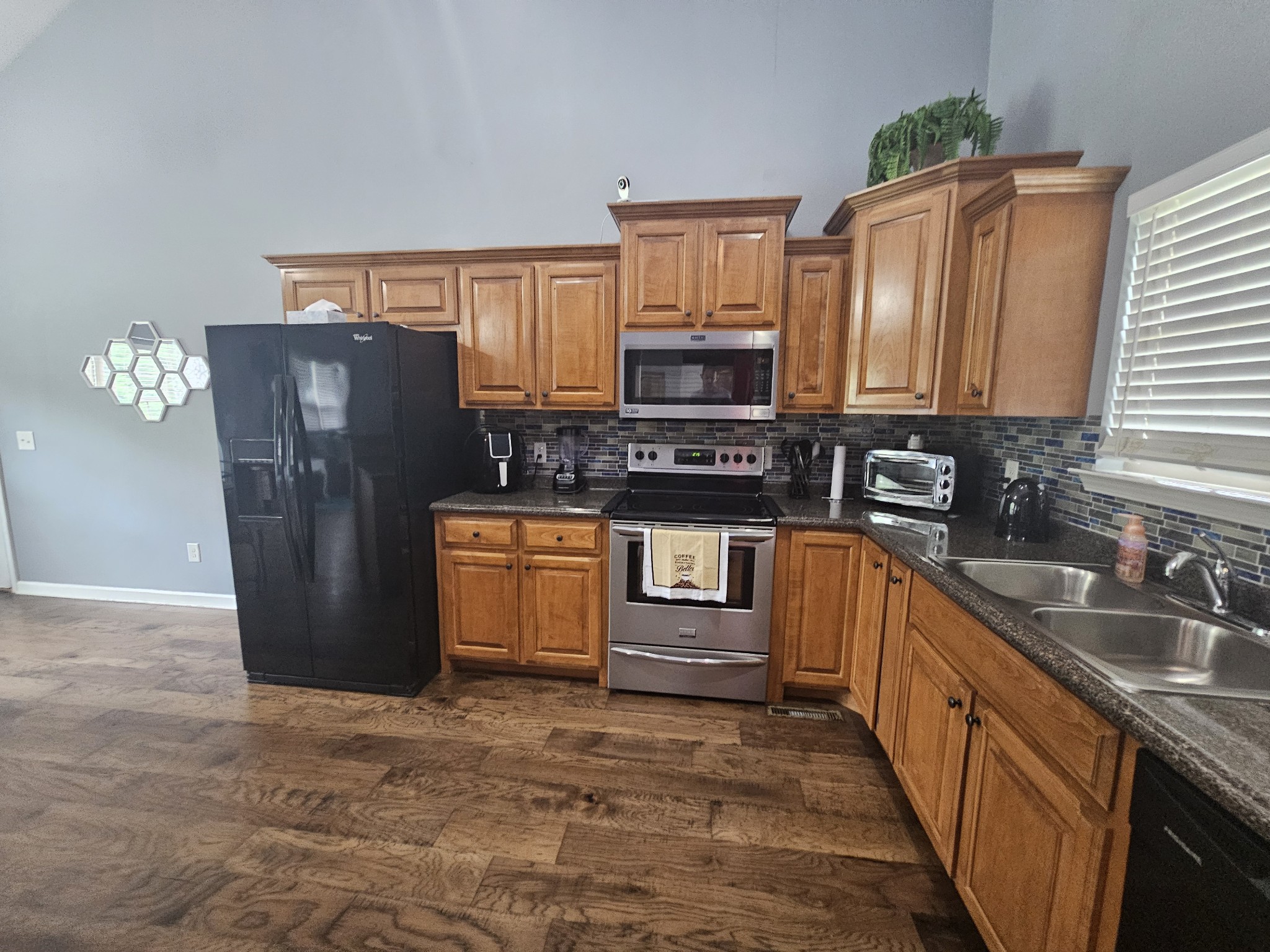 328 Airport Rd