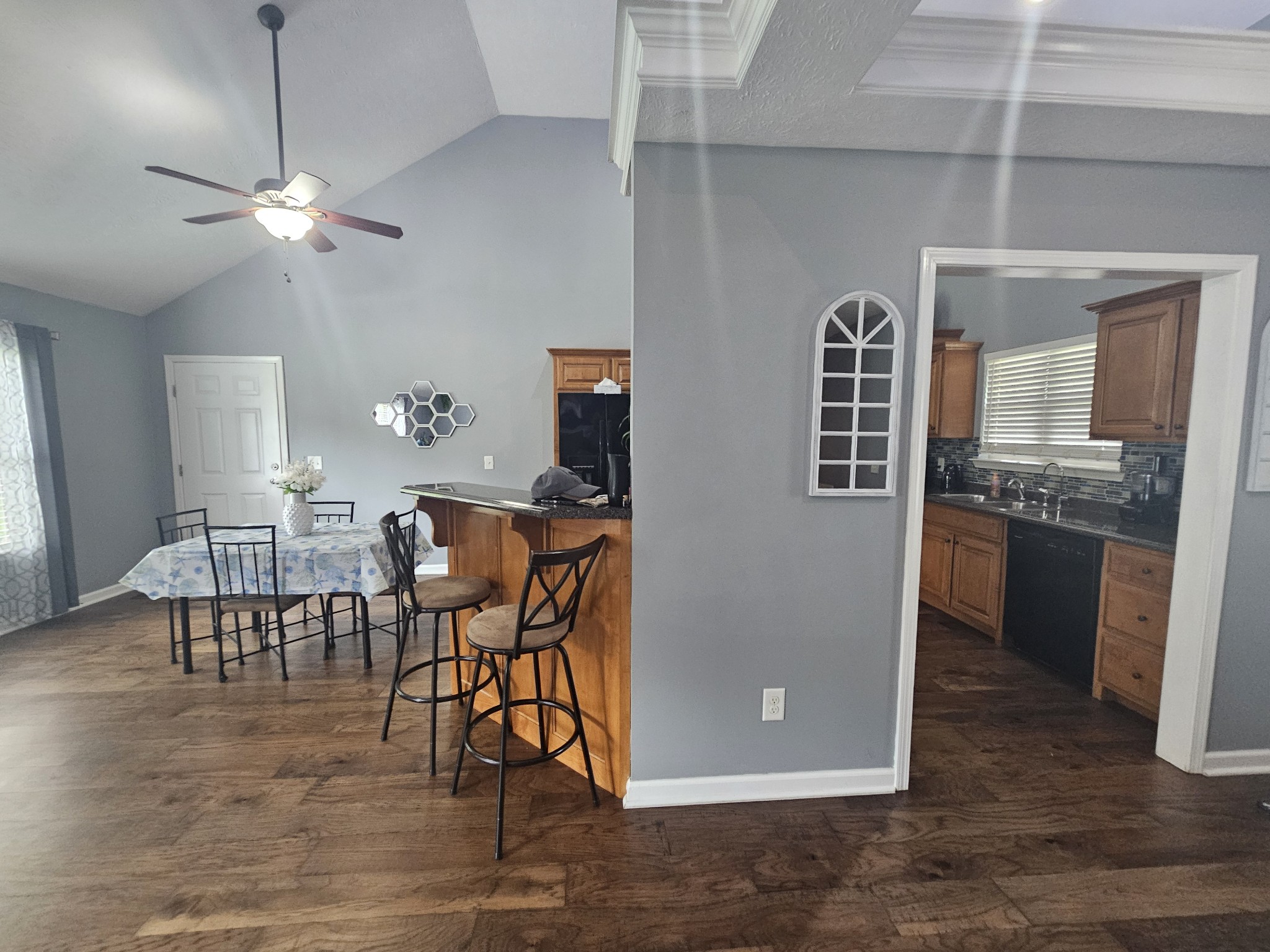 328 Airport Rd