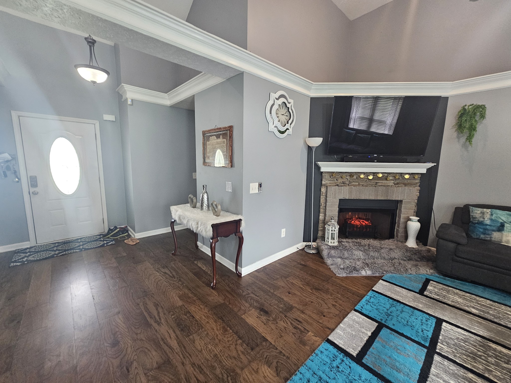 328 Airport Rd