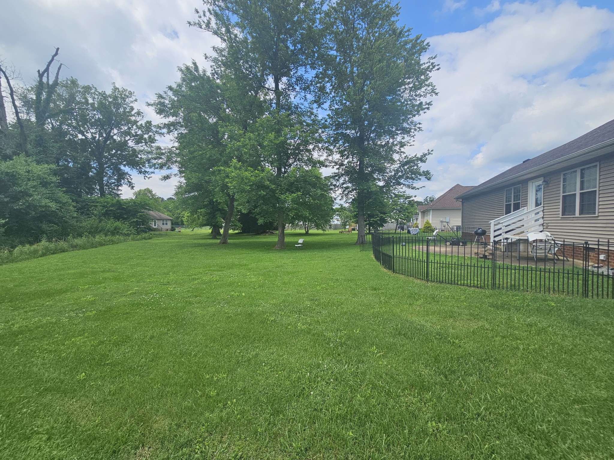 328 Airport Rd