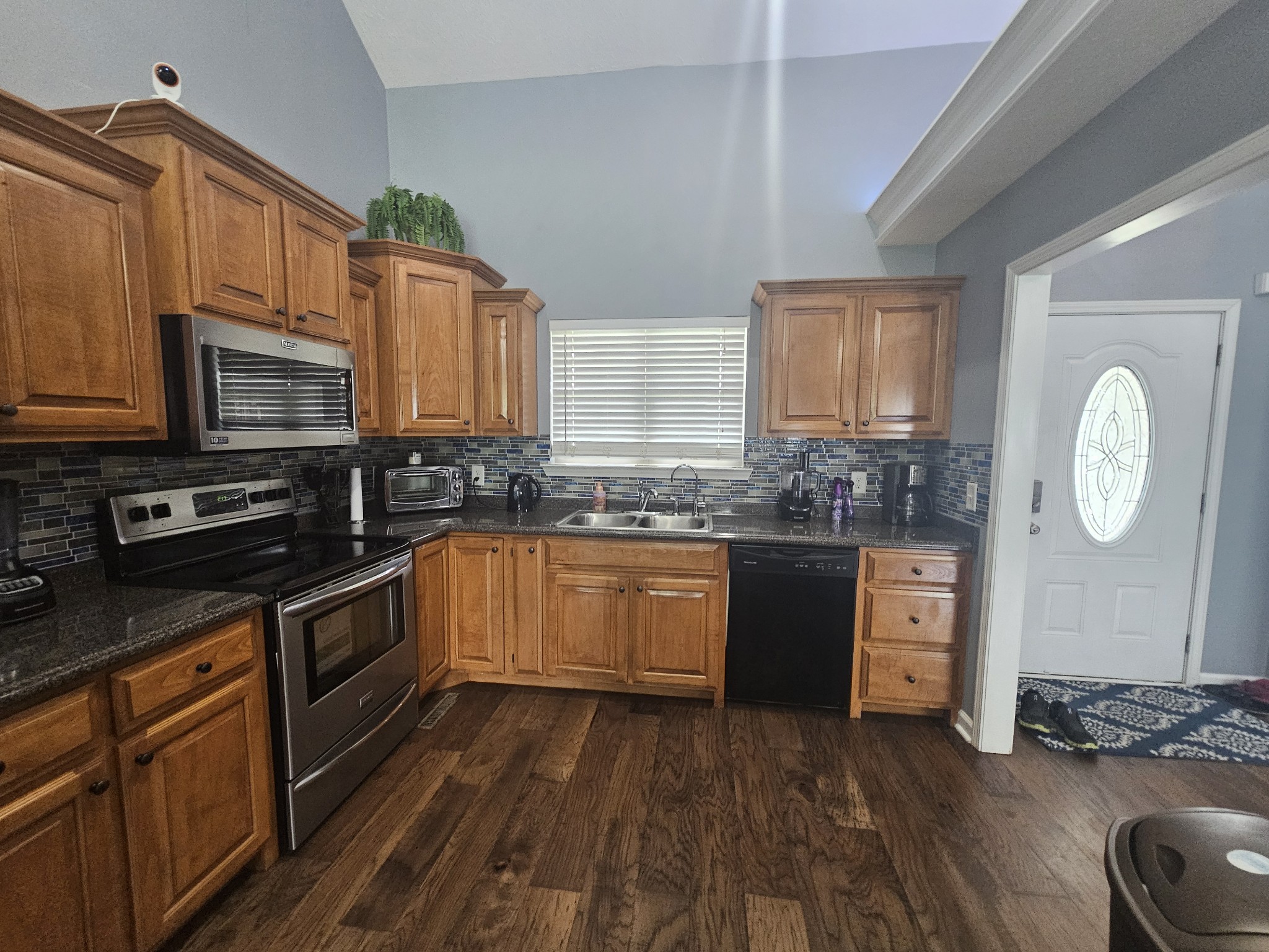 328 Airport Rd