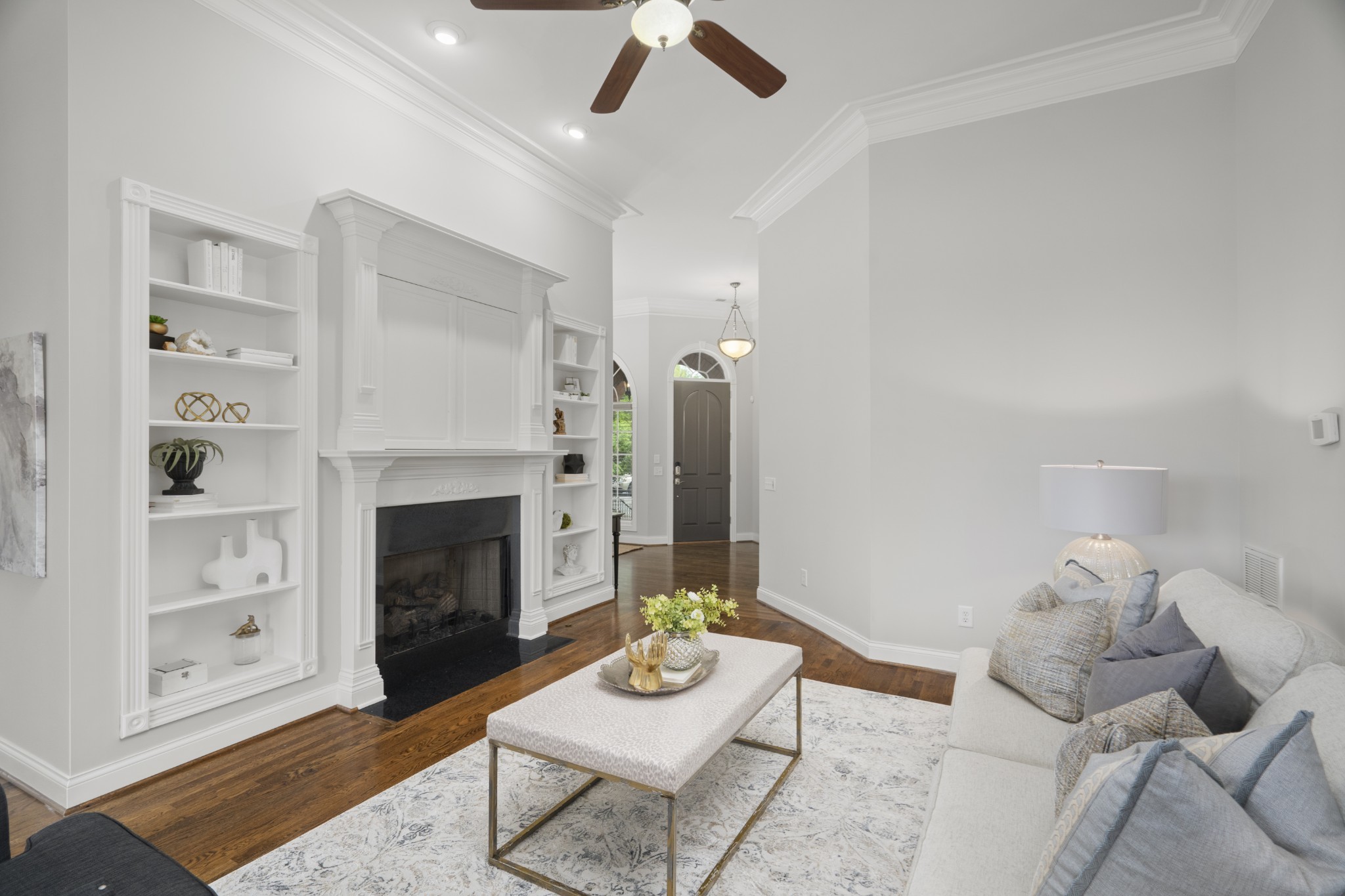 986 Isaac Franklin Dr