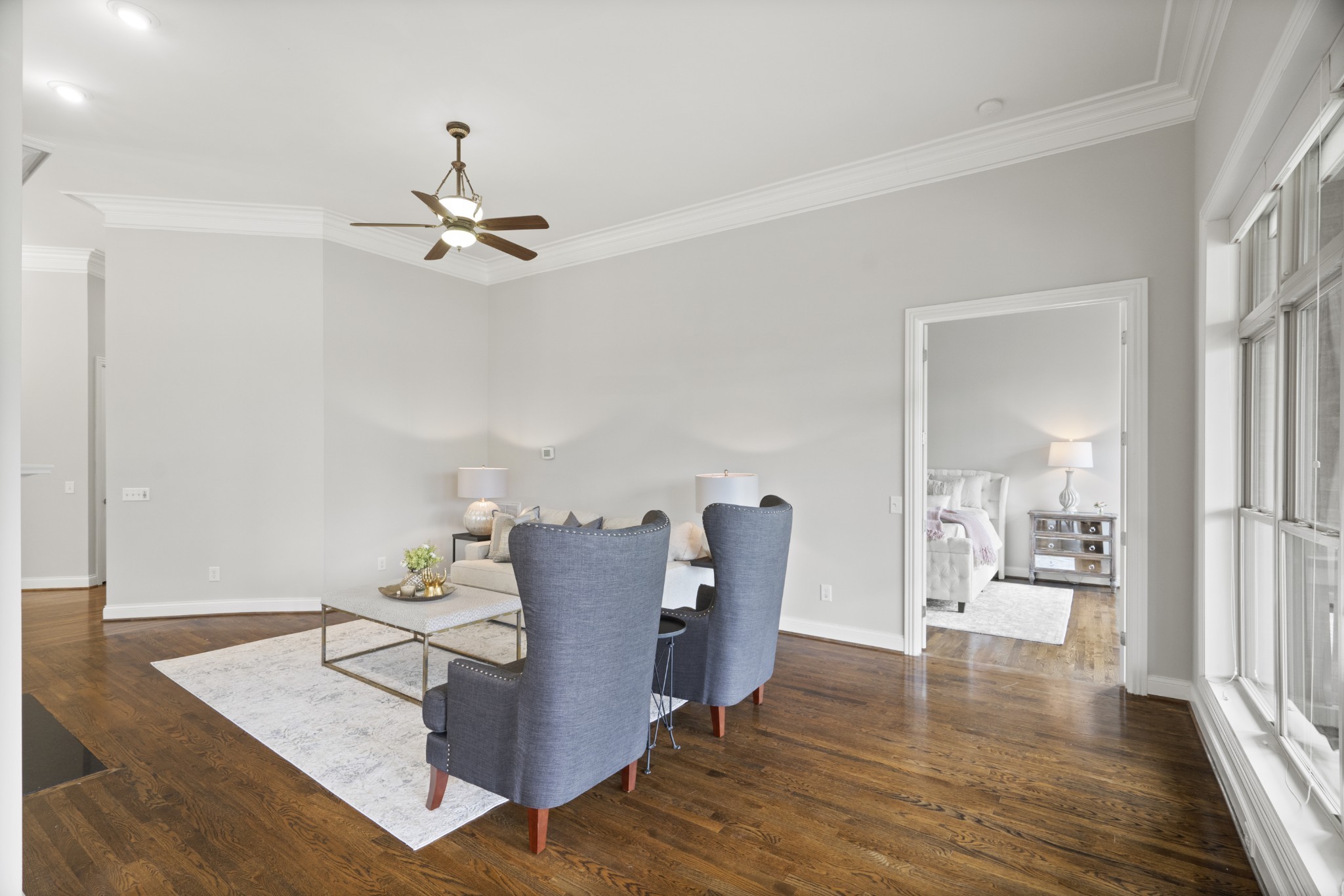 986 Isaac Franklin Dr