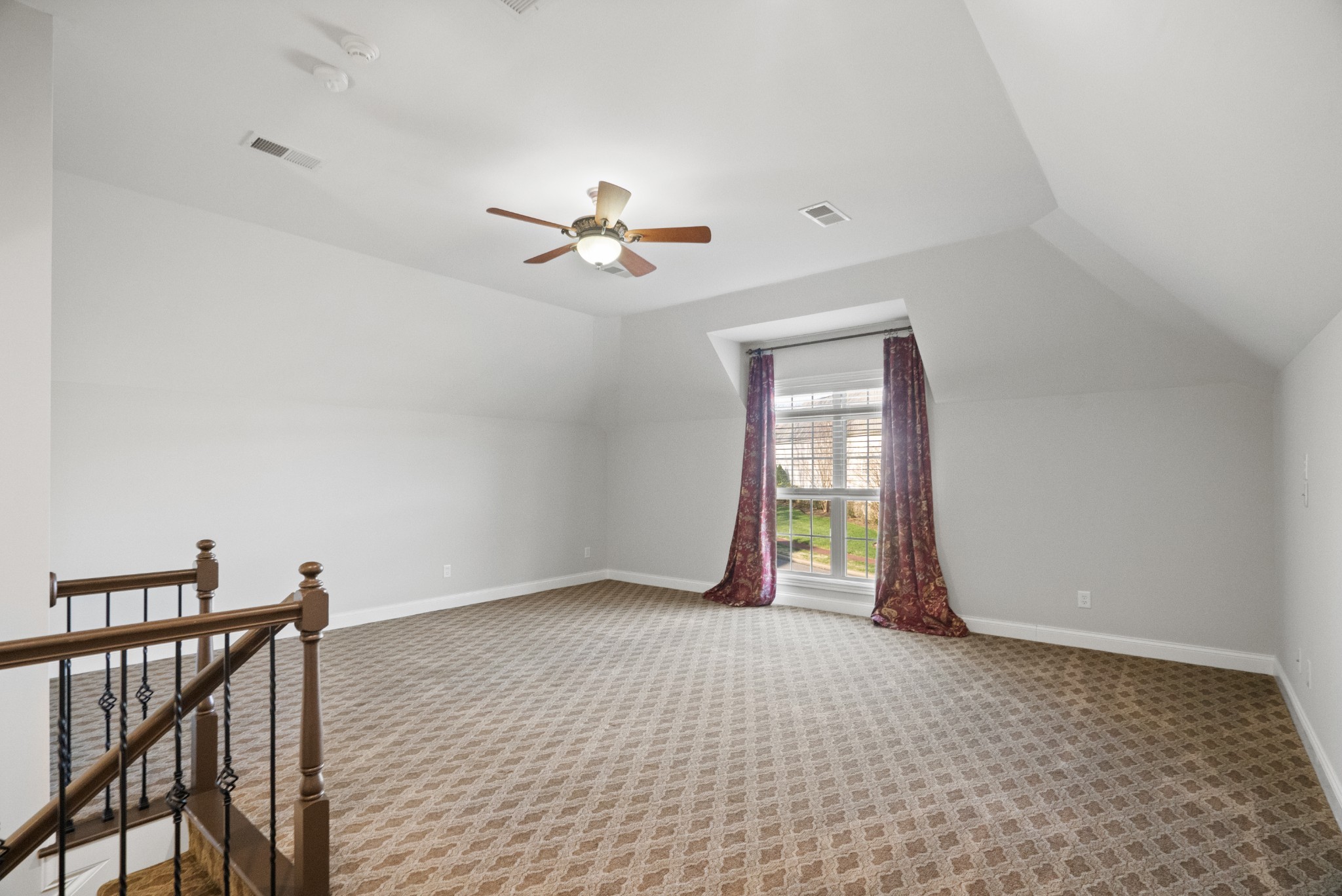 986 Isaac Franklin Dr