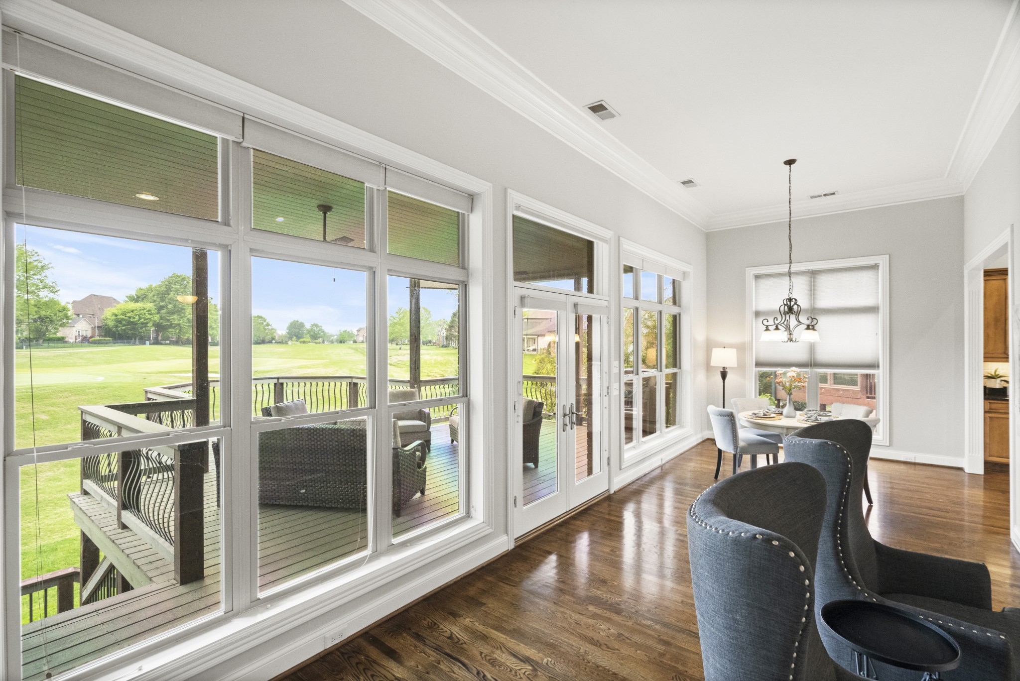 986 Isaac Franklin Dr