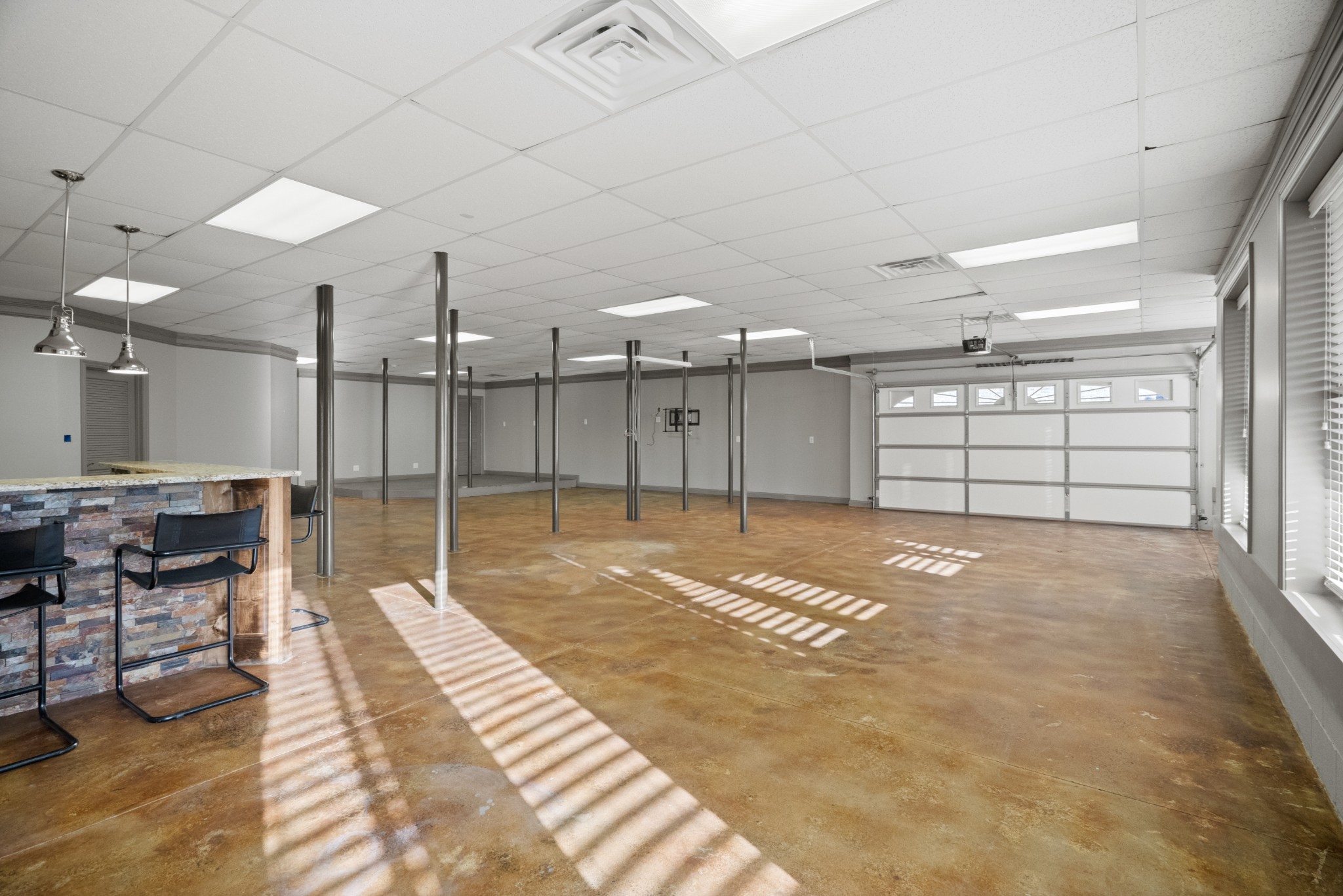 986 Isaac Franklin Dr