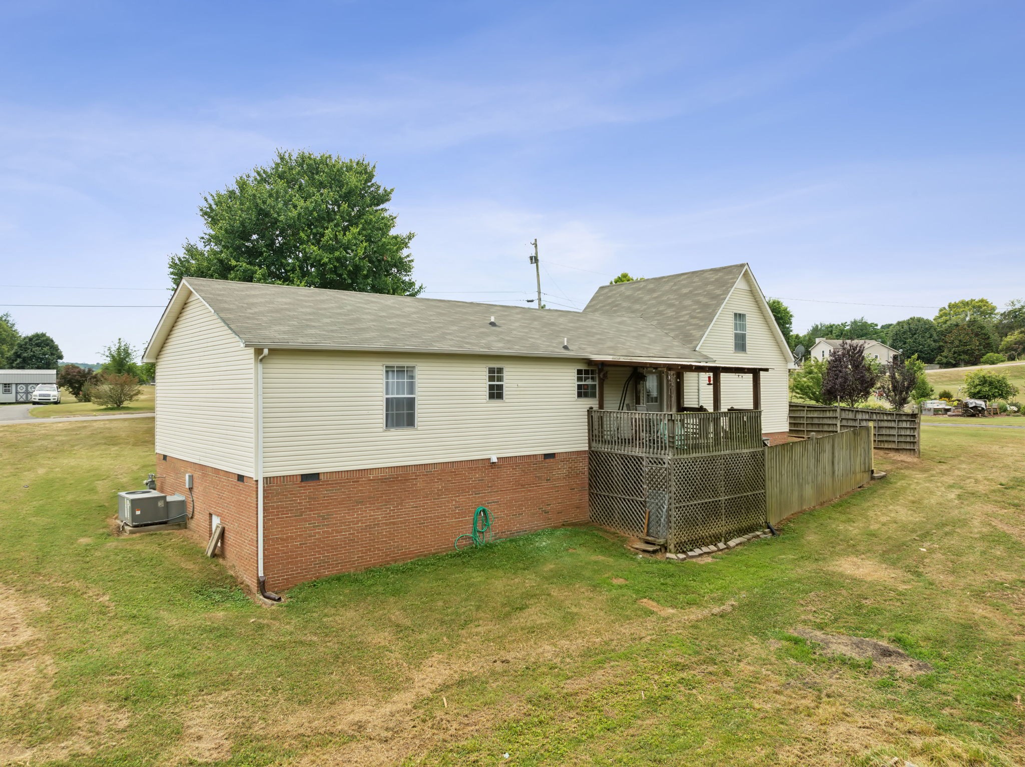 3005 Glenstone Dr